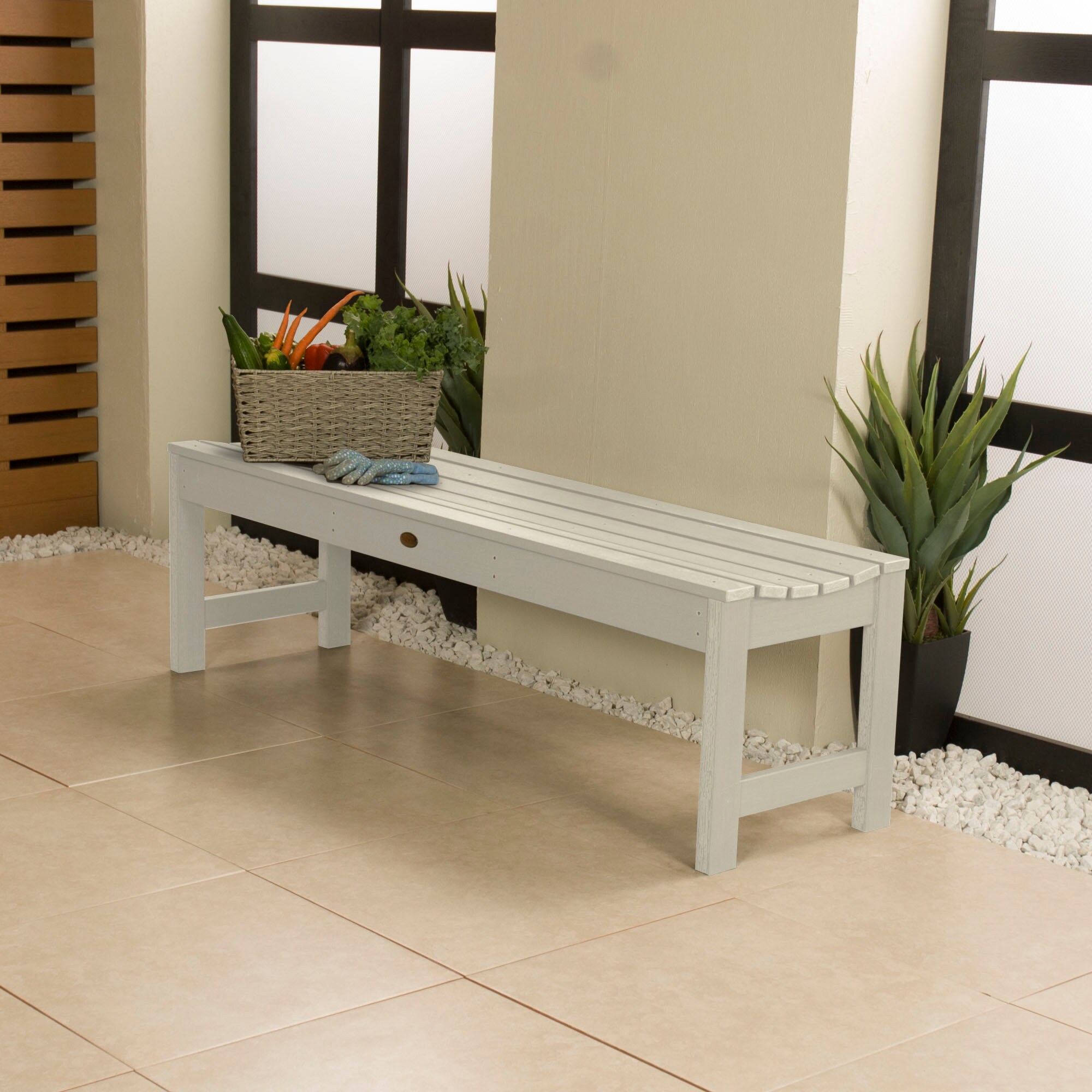 highwood AD-BENN1-WAE Lehigh 46.13-Inches W x 17.19-Inches H Whitewash Plastic Traditional Bench