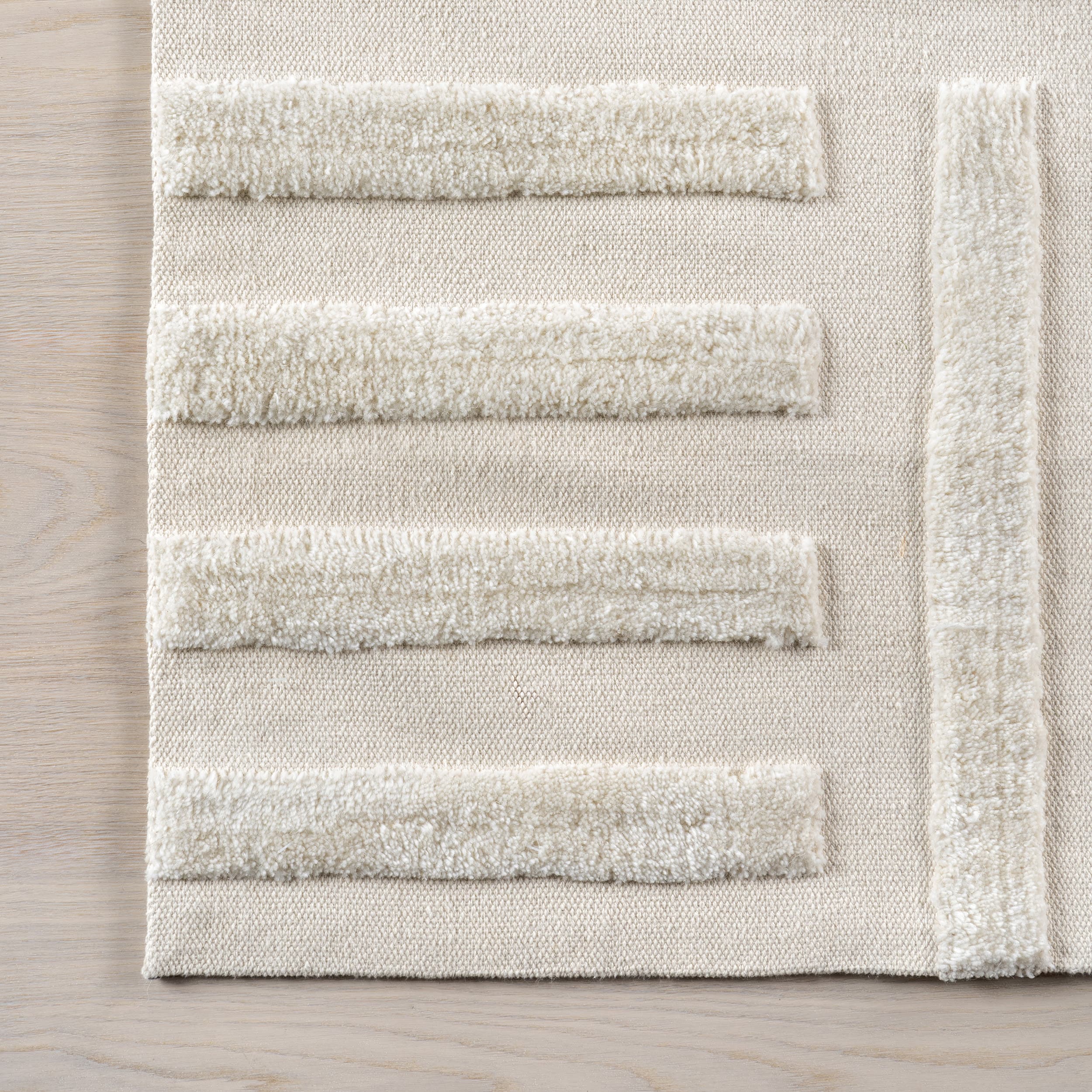 Downtown Ivory Geometric Wool-Synthetic Blend 5' x 8' Area Rug