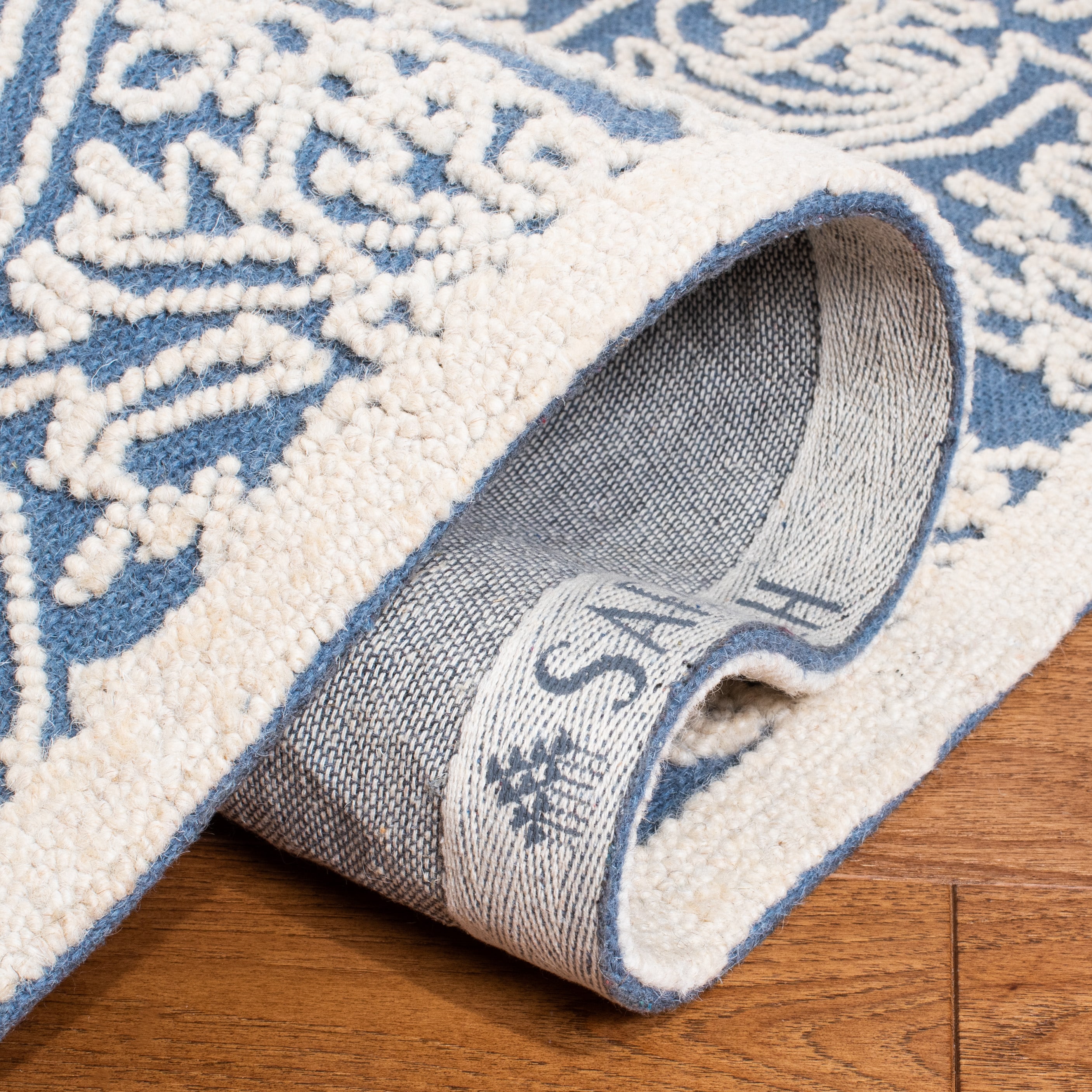 Safavieh TRC101B-8 rugs - View #5