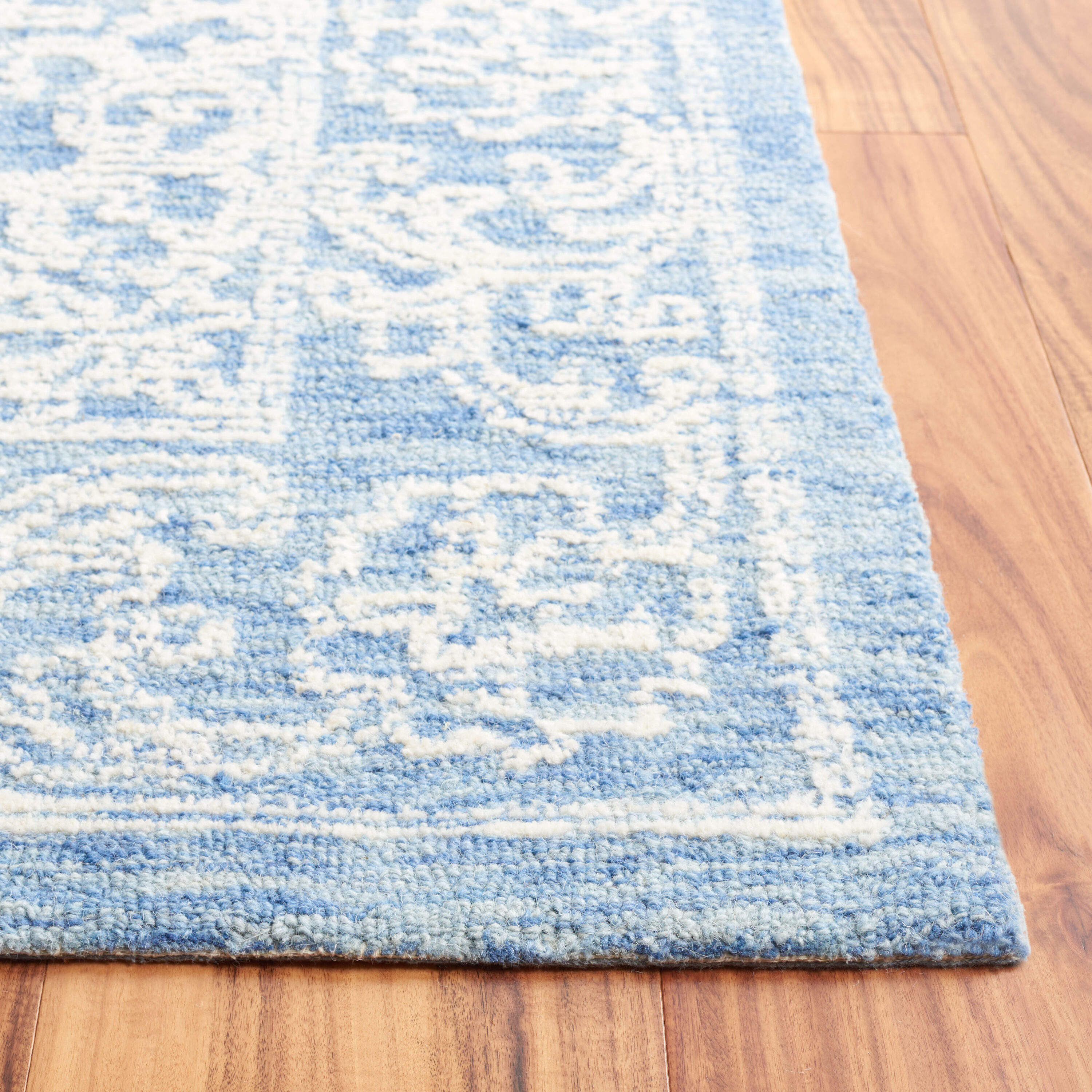 Safavieh EBN308M-4 rugs - View #3