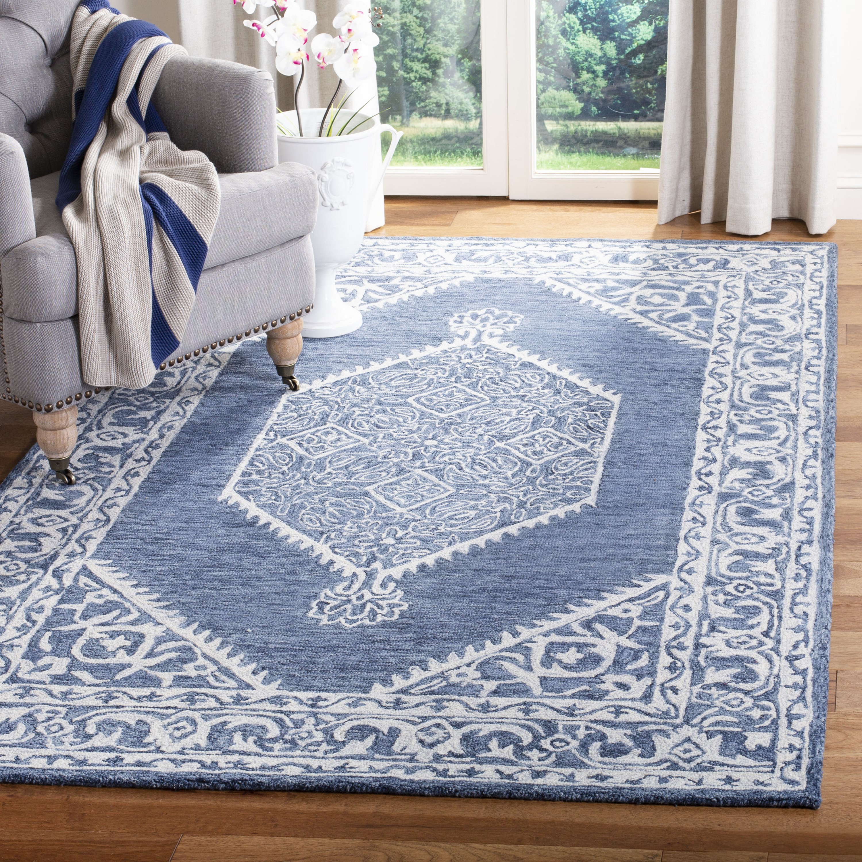 Handmade Tufted Wool Square Rug in Serene Blue - 59"