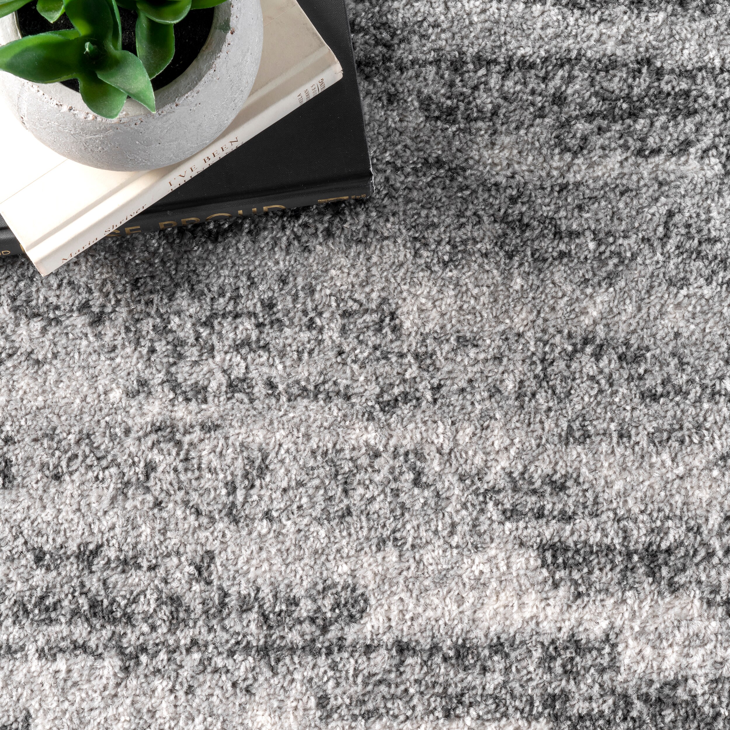 Gray Round Synthetic Reversible Area Rug, 4'0"x4'0"
