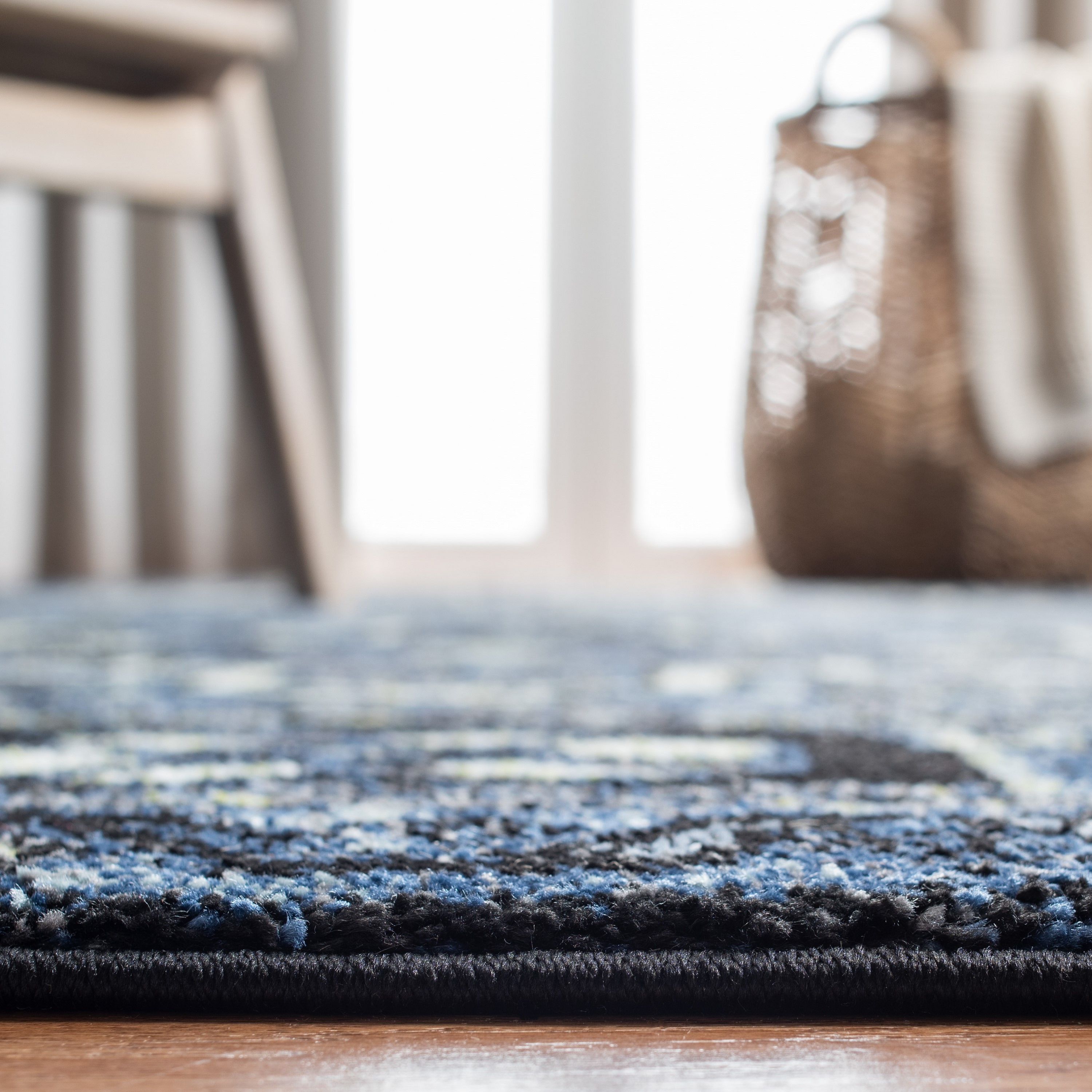 Safavieh VTH211N-4 rugs - View #4