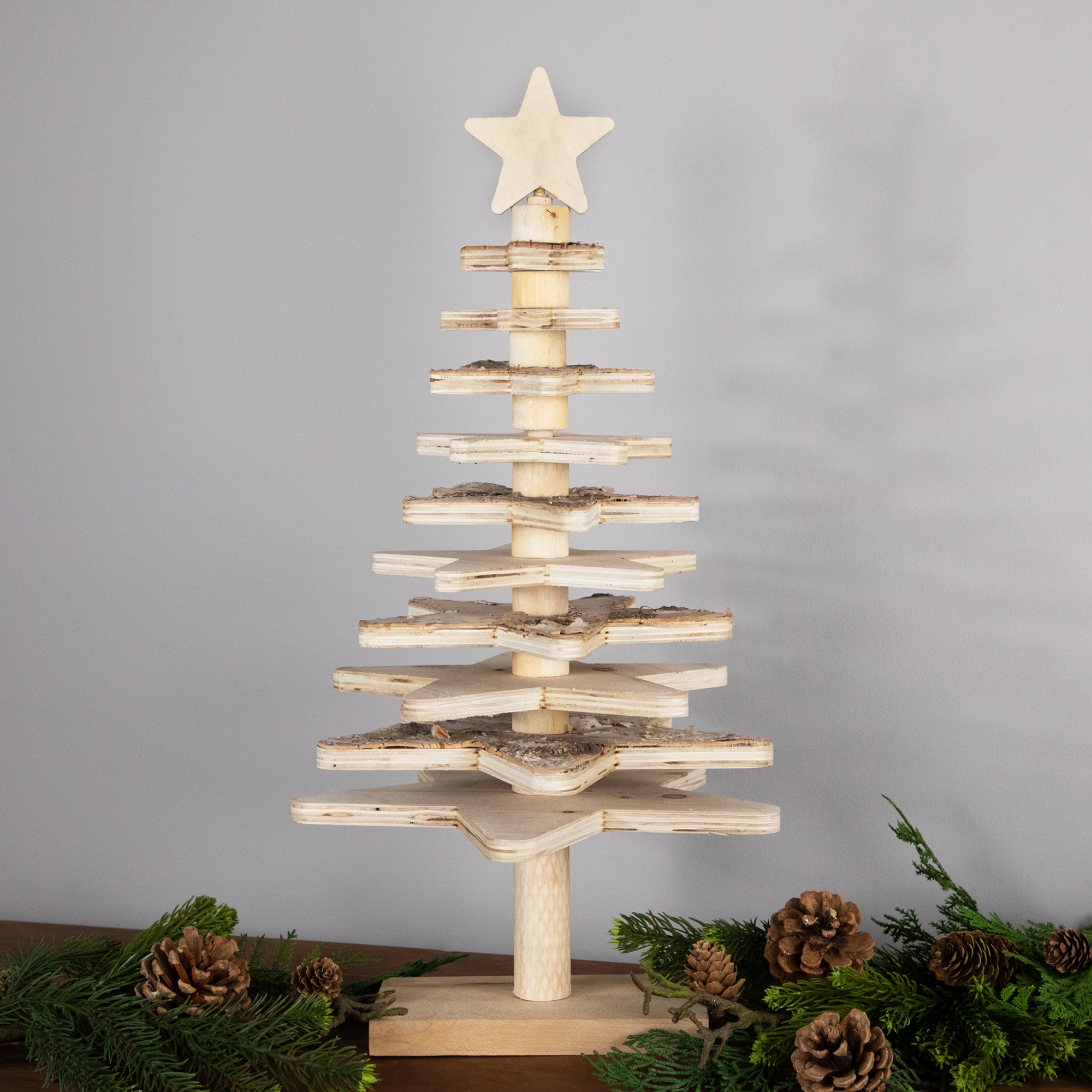 Northlight 35768280 20.5-in Tree Tabletop Decoration