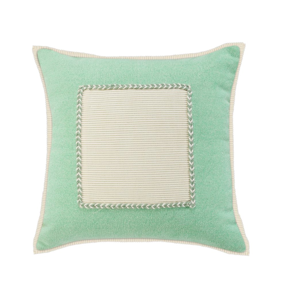 LR Home Ox Bay Hand-stitched Green/White Bordered All-Natural Cotton Pillow Cover