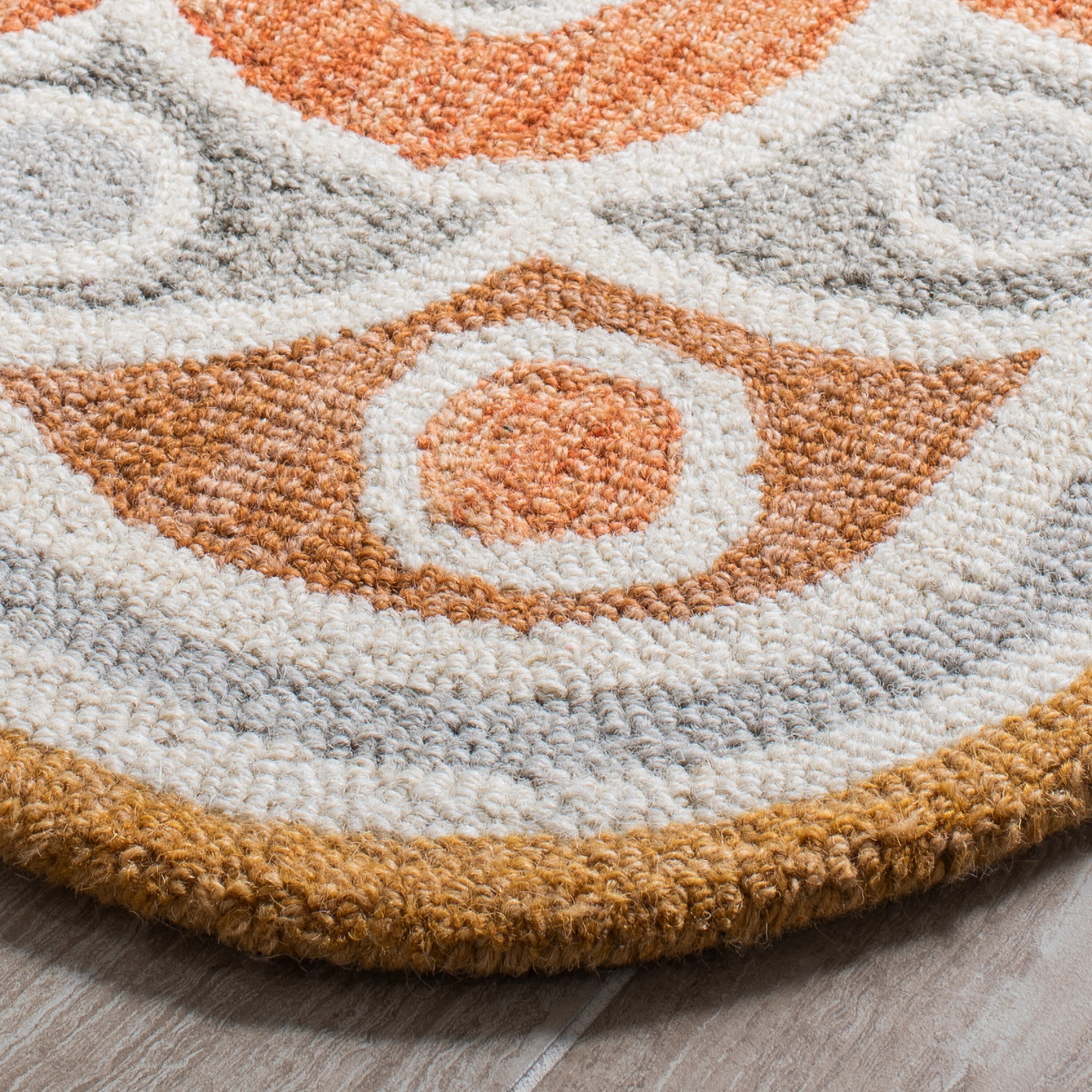 Safavieh NOV101C-4R rugs - View #3