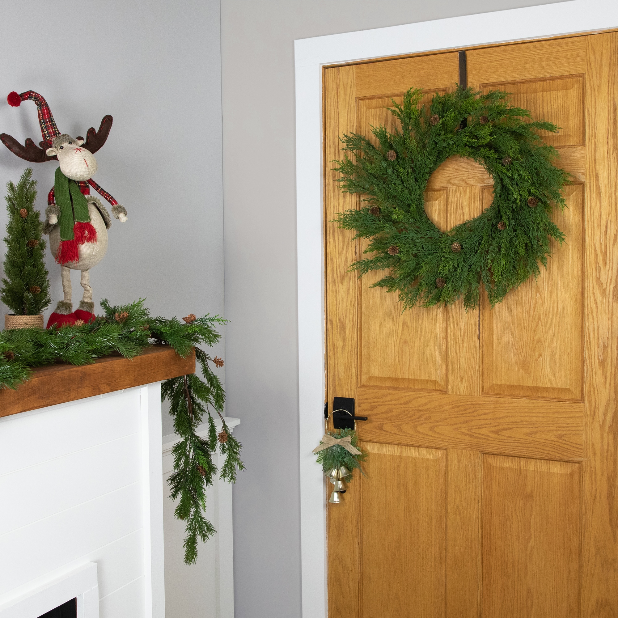 Northlight 34303445 Artificial-Christmas-Wreaths - View #3