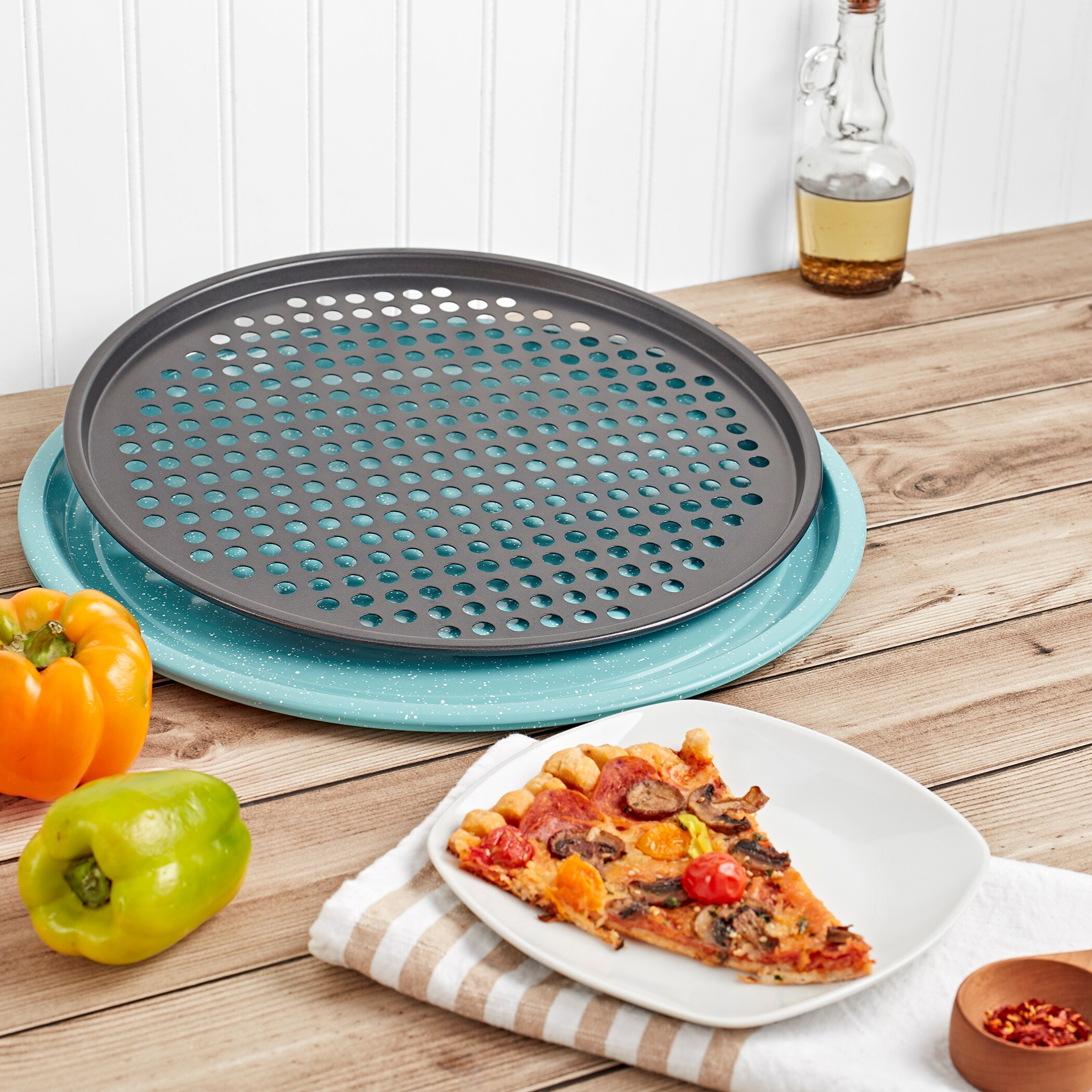 DOLLY PARTON Blue 2-Piece Steel Pizza Pan in the Bakeware department at ...