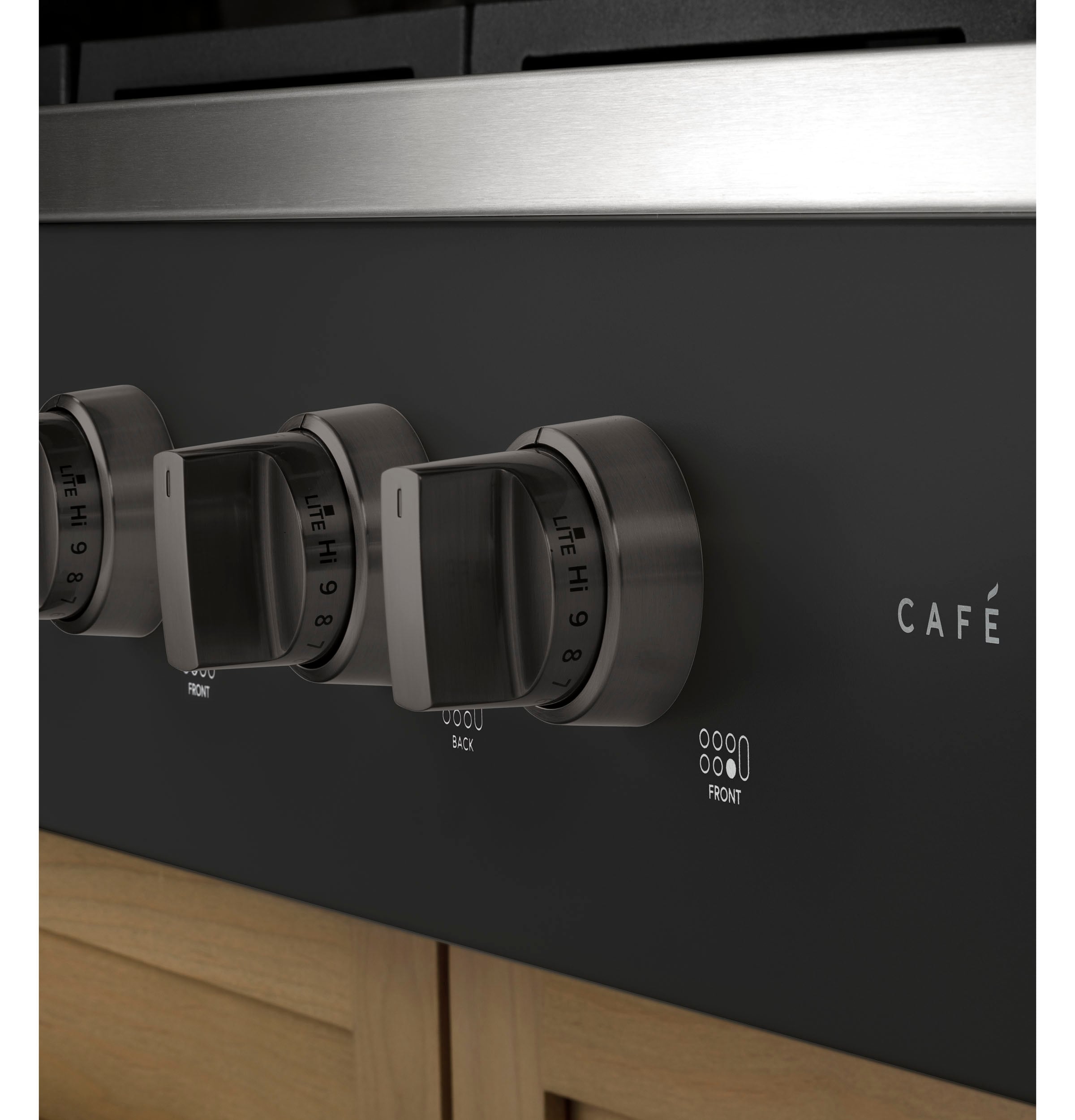 Café™ 36 Brushed Brass Handle & Knob Set for Pro Range and Rangetop