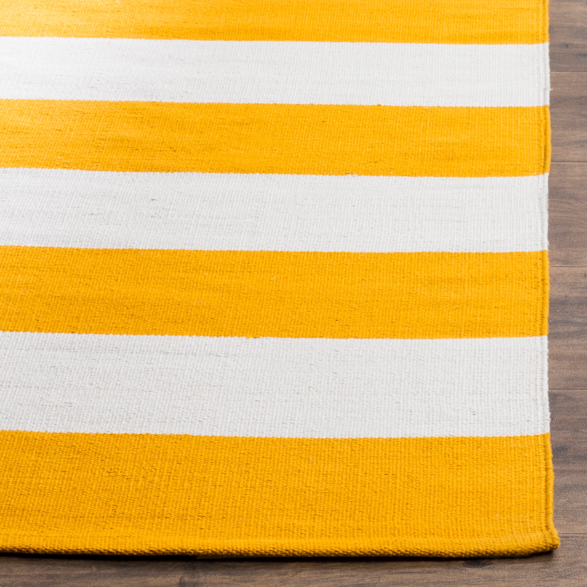 Safavieh MTK712A-8SQ rugs - View #3