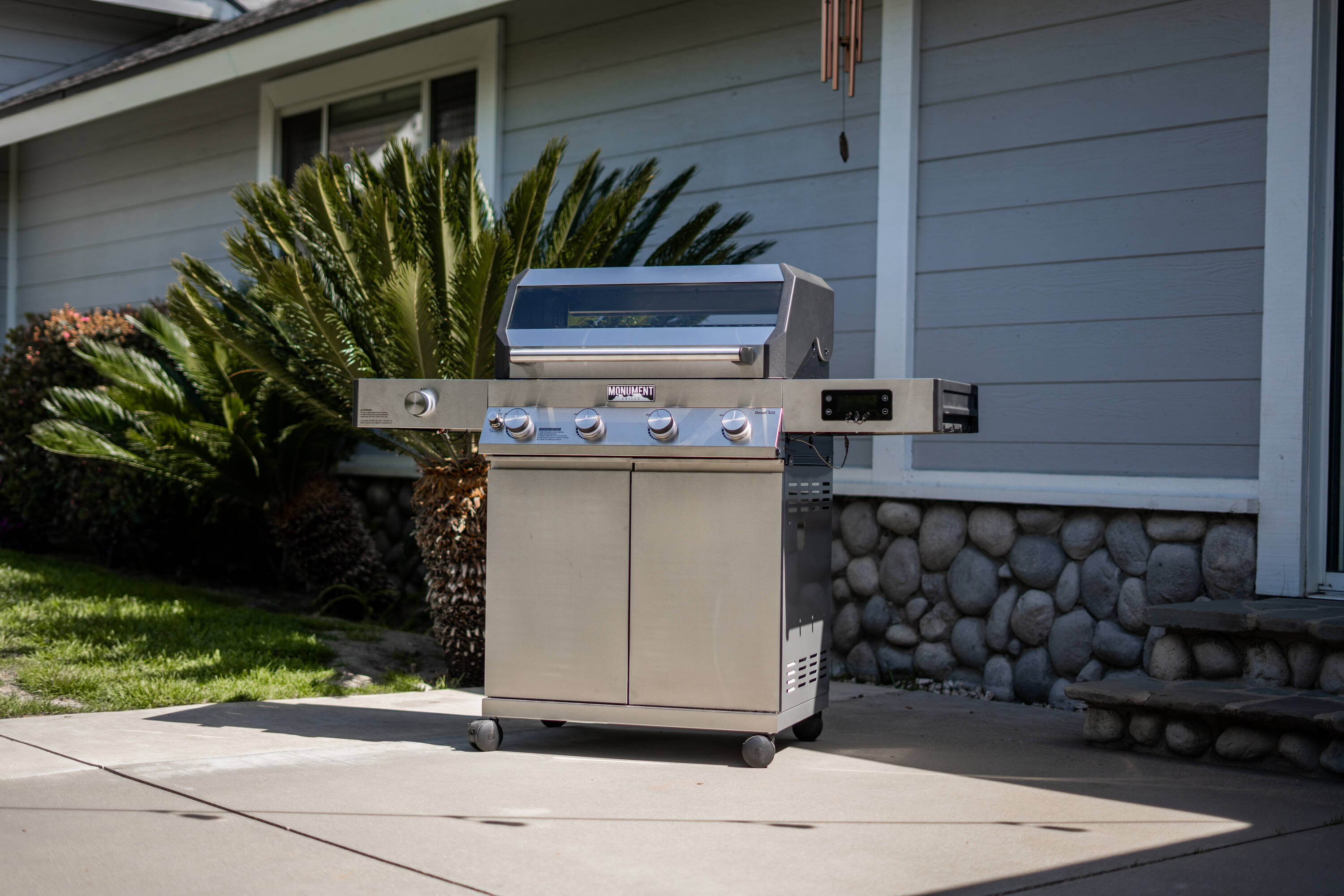 Monument D405 Gas-Grill - View #13