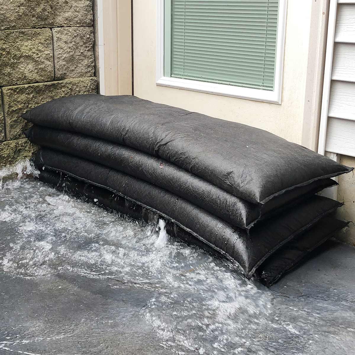 Sand Bags with Long High Quality Anti-Flood Sand Bags Green Flood Barrier -  China Flood Barrier, Water Barrier | Made-in-China.com