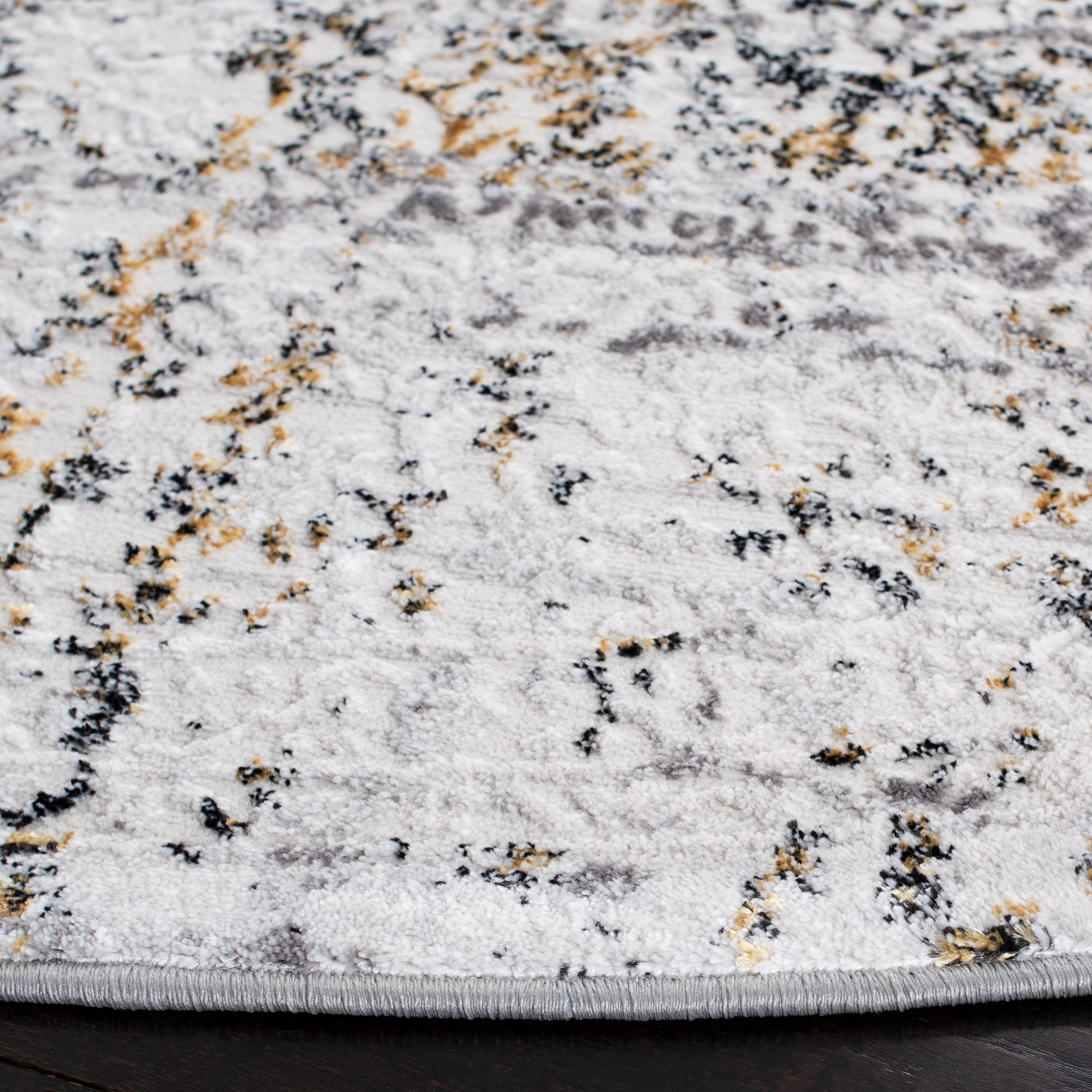Amelia 6'7" Round Grey and Ivory Synthetic Area Rug