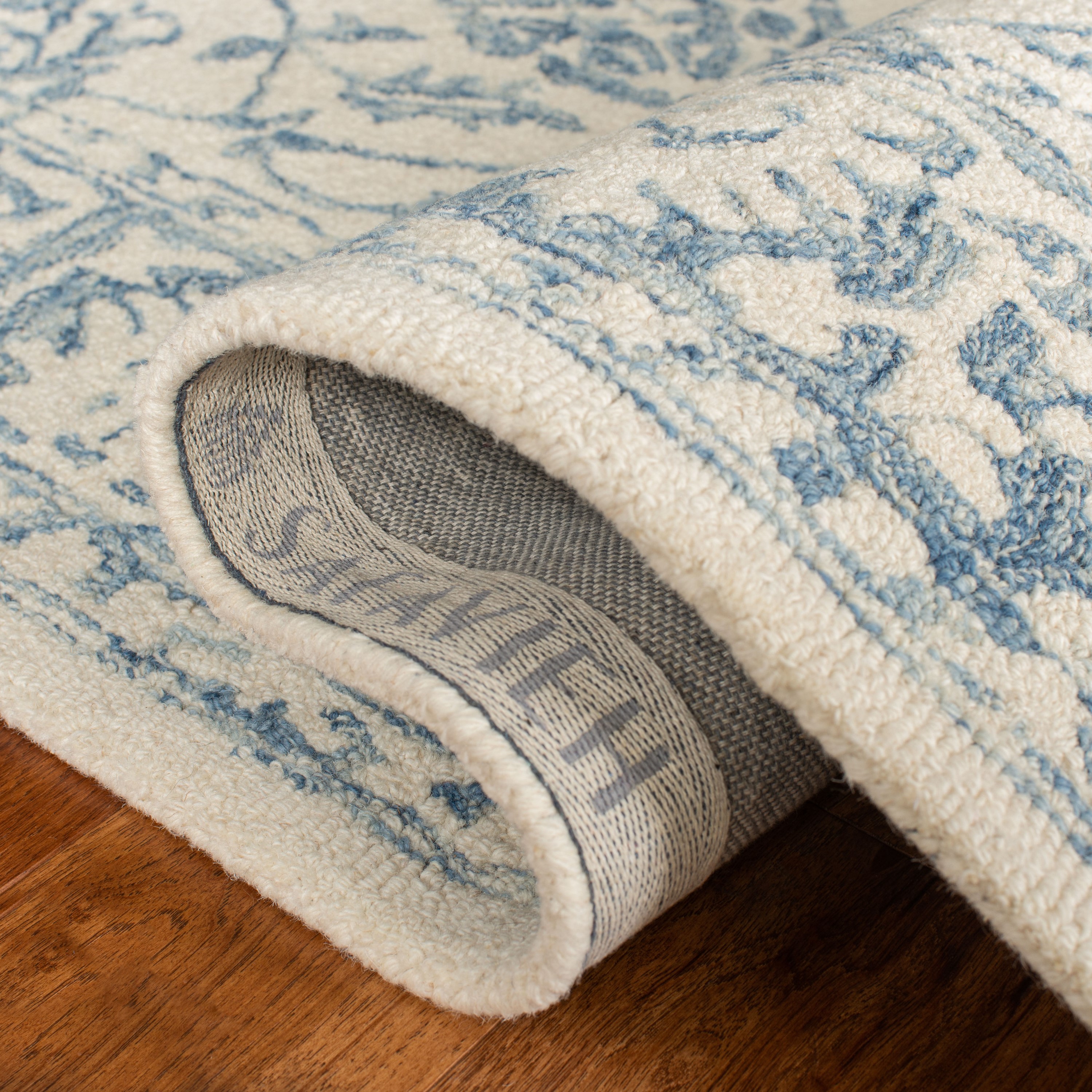 Elegant Ivory Floral Hand-Tufted Wool Runner Rug
