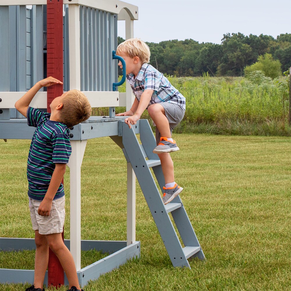 Backyard Discovery 2102323COM playhouses - View #7
