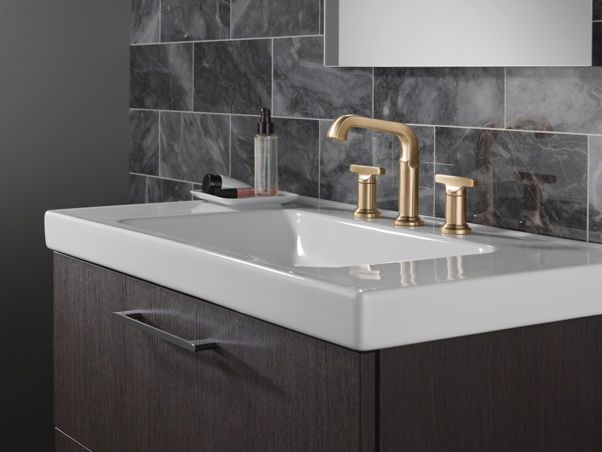 Delta 35587-CZ-PR-DST Lavatory-Faucets - View #10