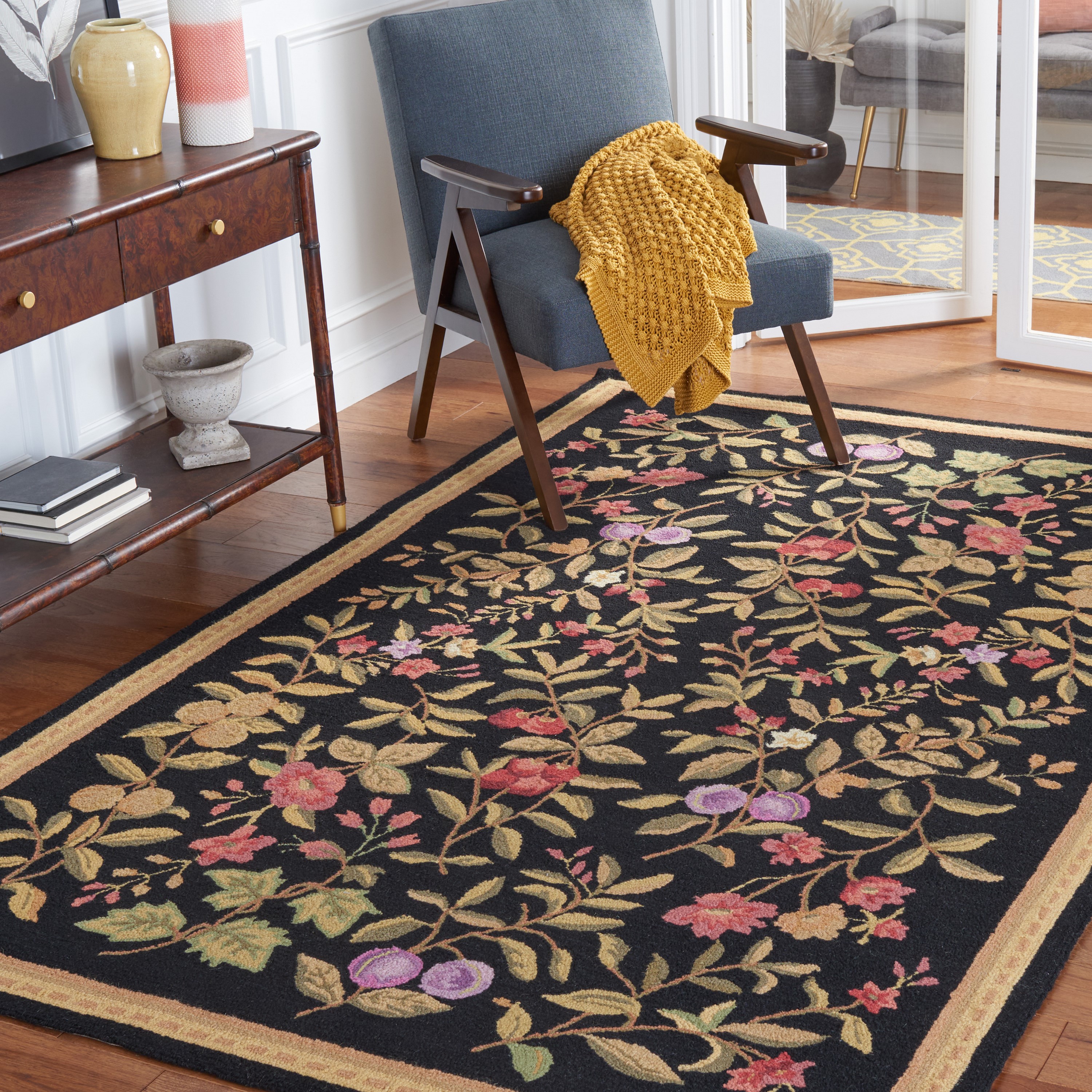 Safavieh Chelsea Gardenia 9 x 12 Wool Black Indoor Floral/Botanical Area  Rug in the Rugs department at 