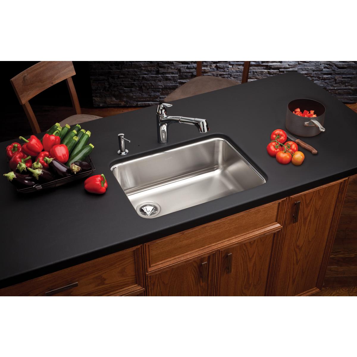 Elkay ELUH2317L Gourmet Undermount 25.5-in x 19.25-in Stainless steel Single bowl 18 -Gauge Kitchen Sink