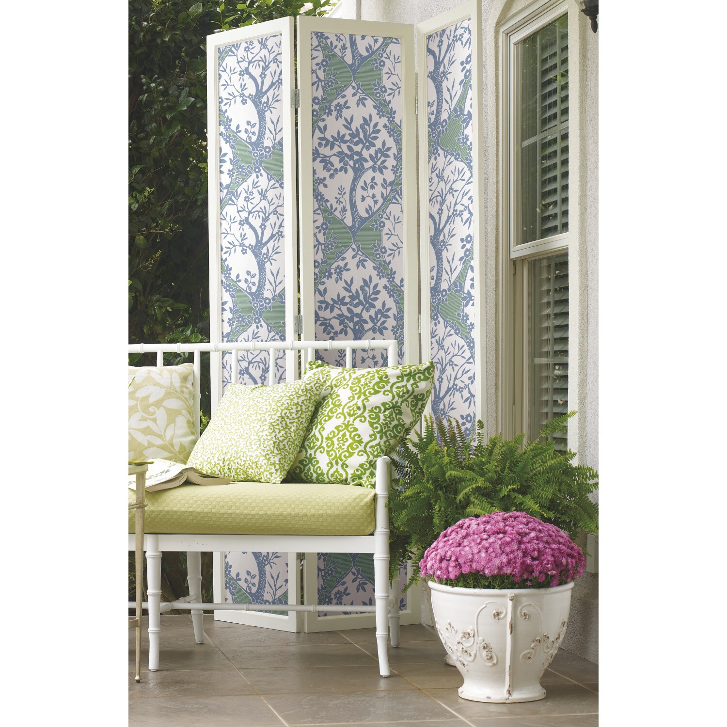 RoomMates RMK11663RL wallpaper - View #2