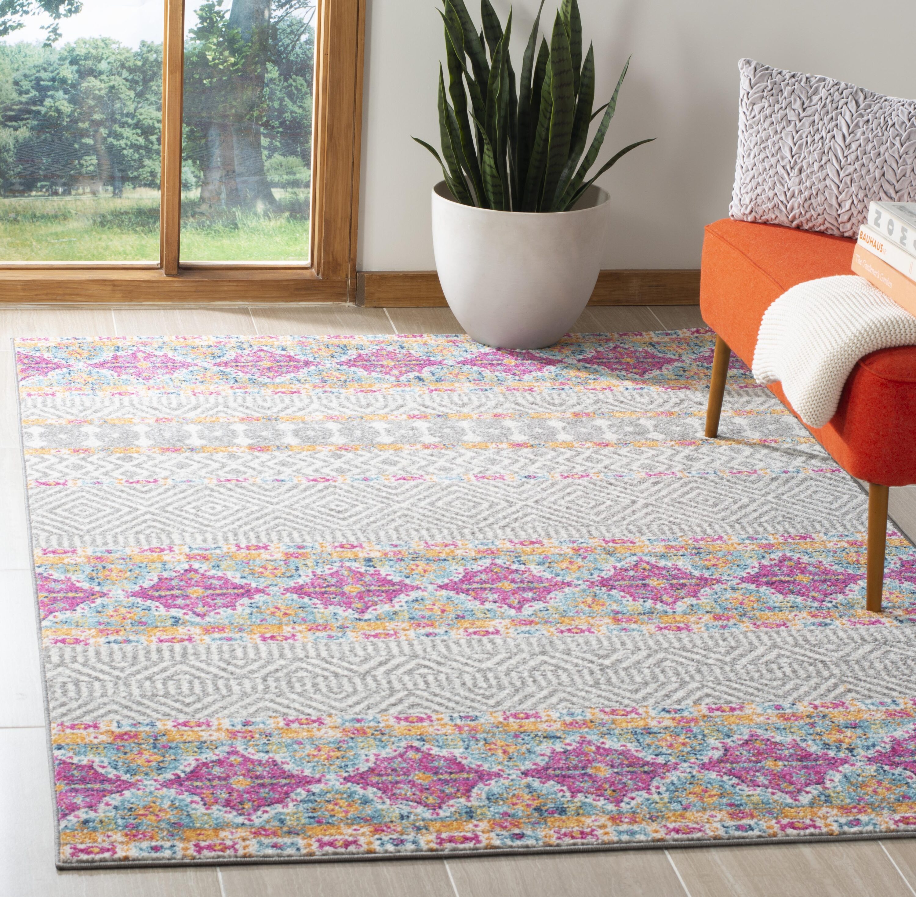 Safavieh MAD797F-4 Madison Orano 4 x 6 (ft) Loomed Synthetic Gray/Ivory Rectangular Indoor Distressed/Overdyed Area rug