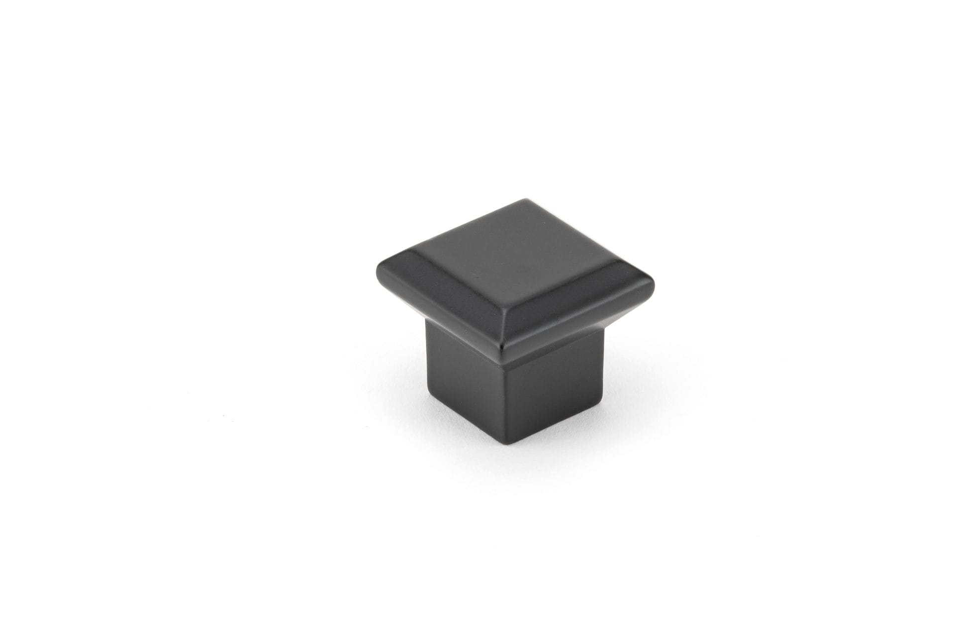 Richelieu BP8323533900 1-5/16-in Matte Black Square Transitional Cabinet Knob
