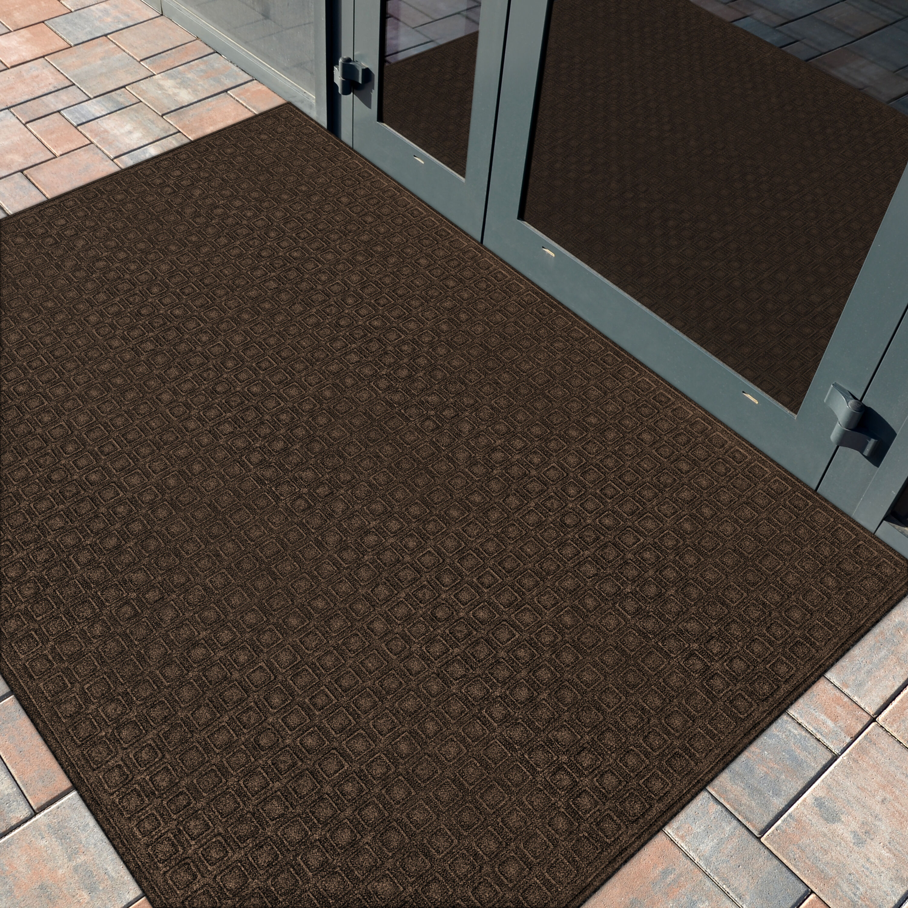 Apache Mills, Inc. 48-in x 72-in Walnut Non-Slip Grip Indoor or outdoor Utility Mat