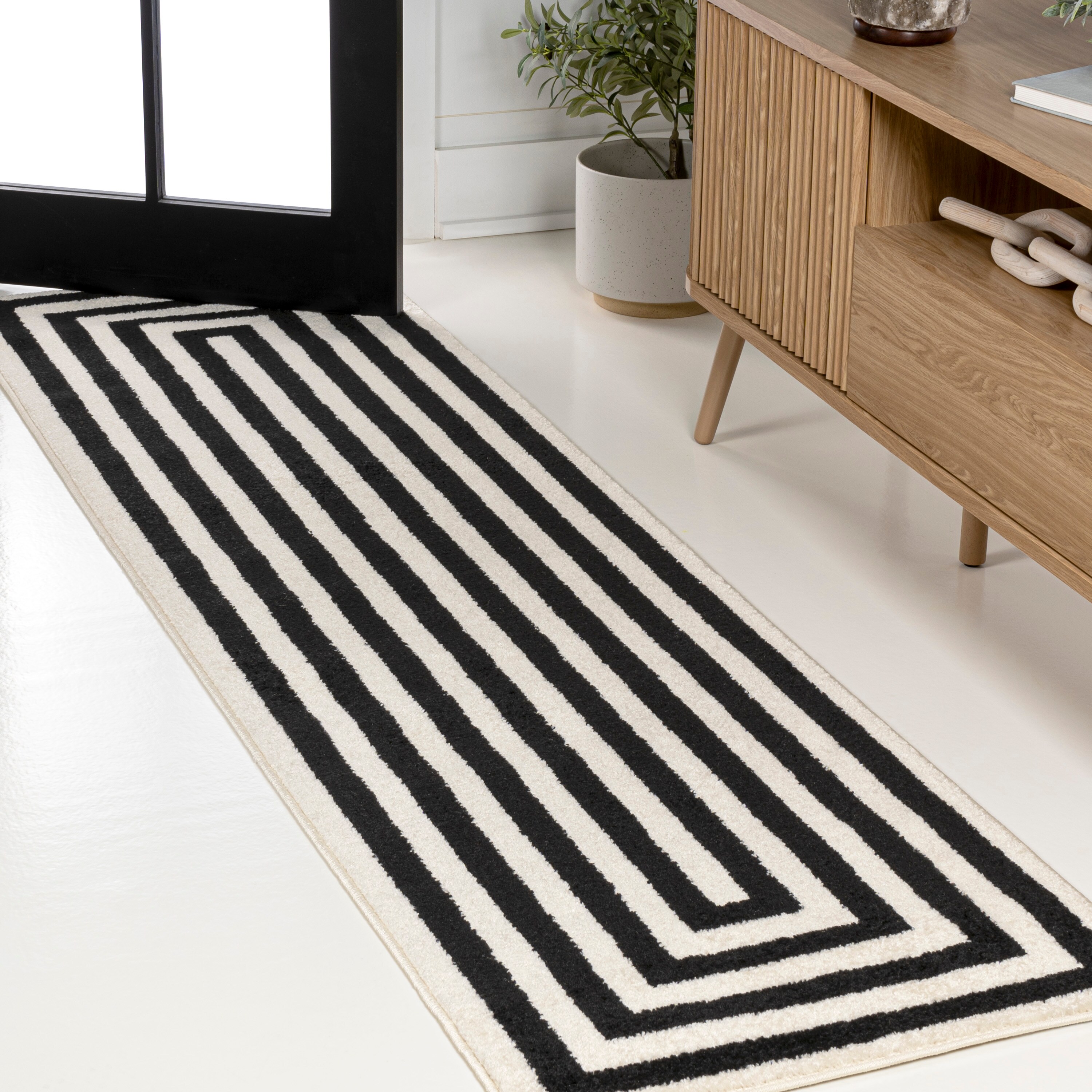 JONATHAN  Y MOH211F-28 MOROCCAN HYPE Bandol Mitre Stripe 2 x 8 (ft) Loomed Polypropylene Black/Ivory Rectangular Indoor Stripe Moroccan Runner rug