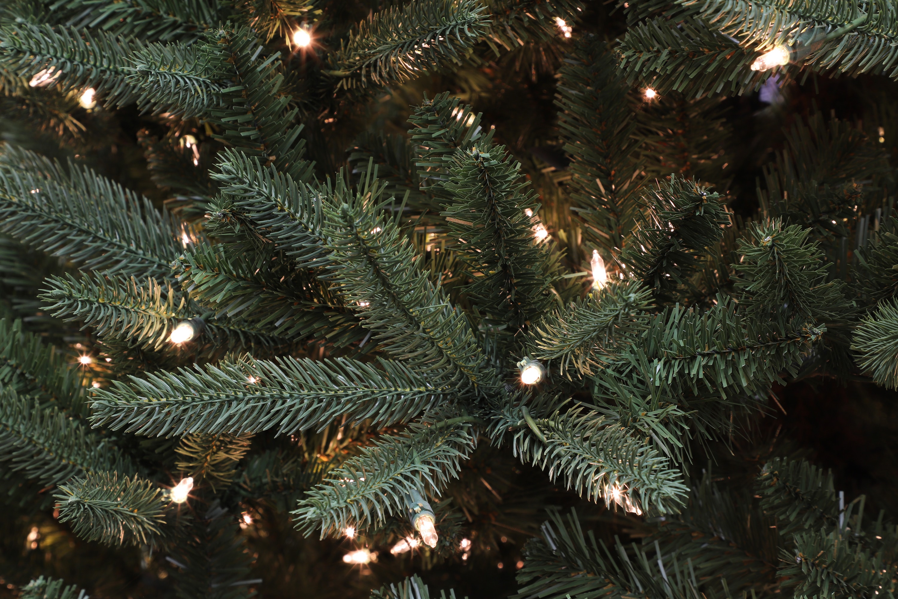 Puleo International FFMA-75QLW10 Artificial-Christmas-Trees - View #3