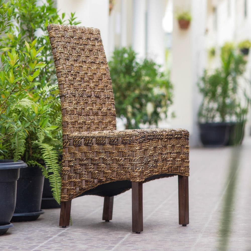 international caravan wicker chairs