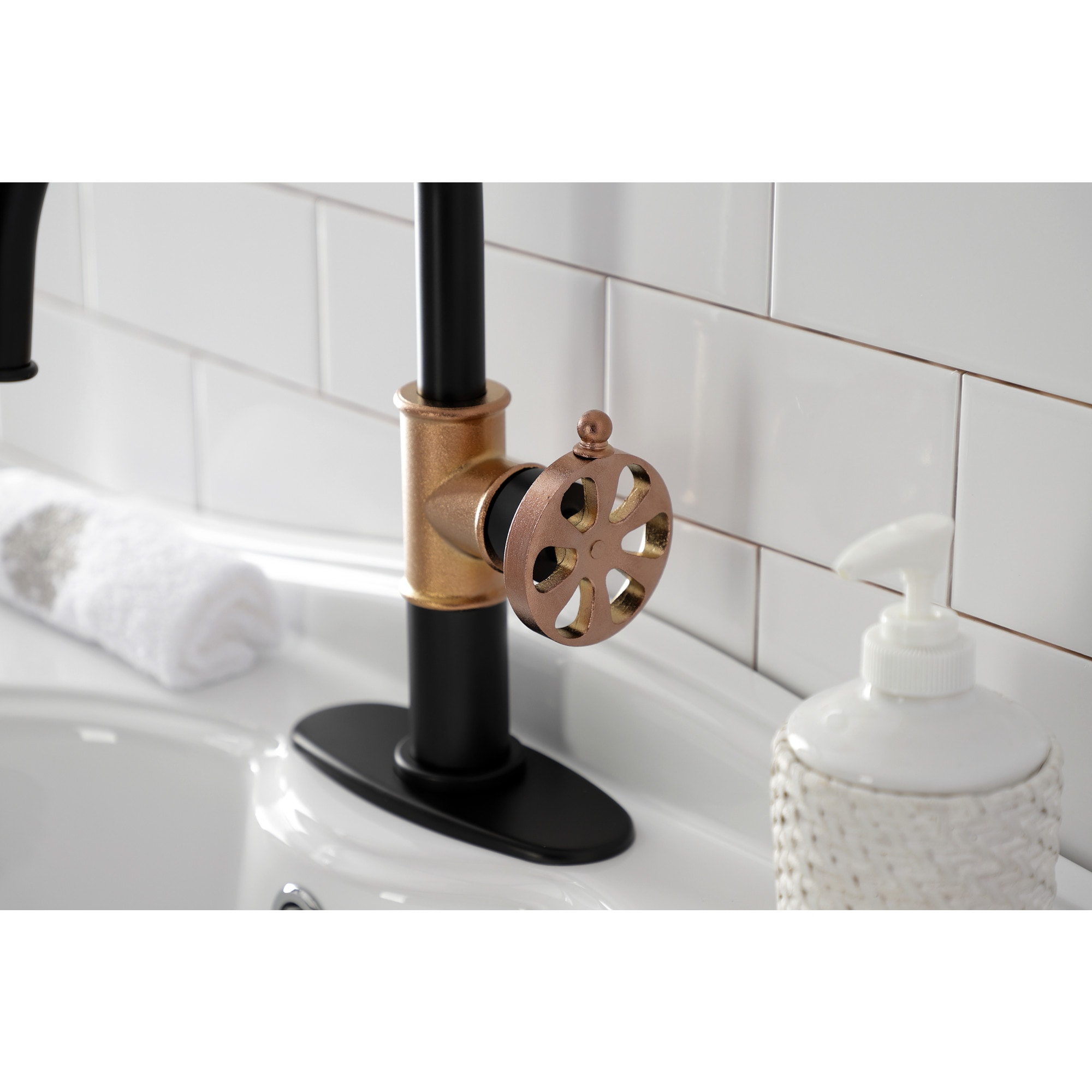 Kingston Brass WLKSD2237RX Lavatory-Faucets - View #5