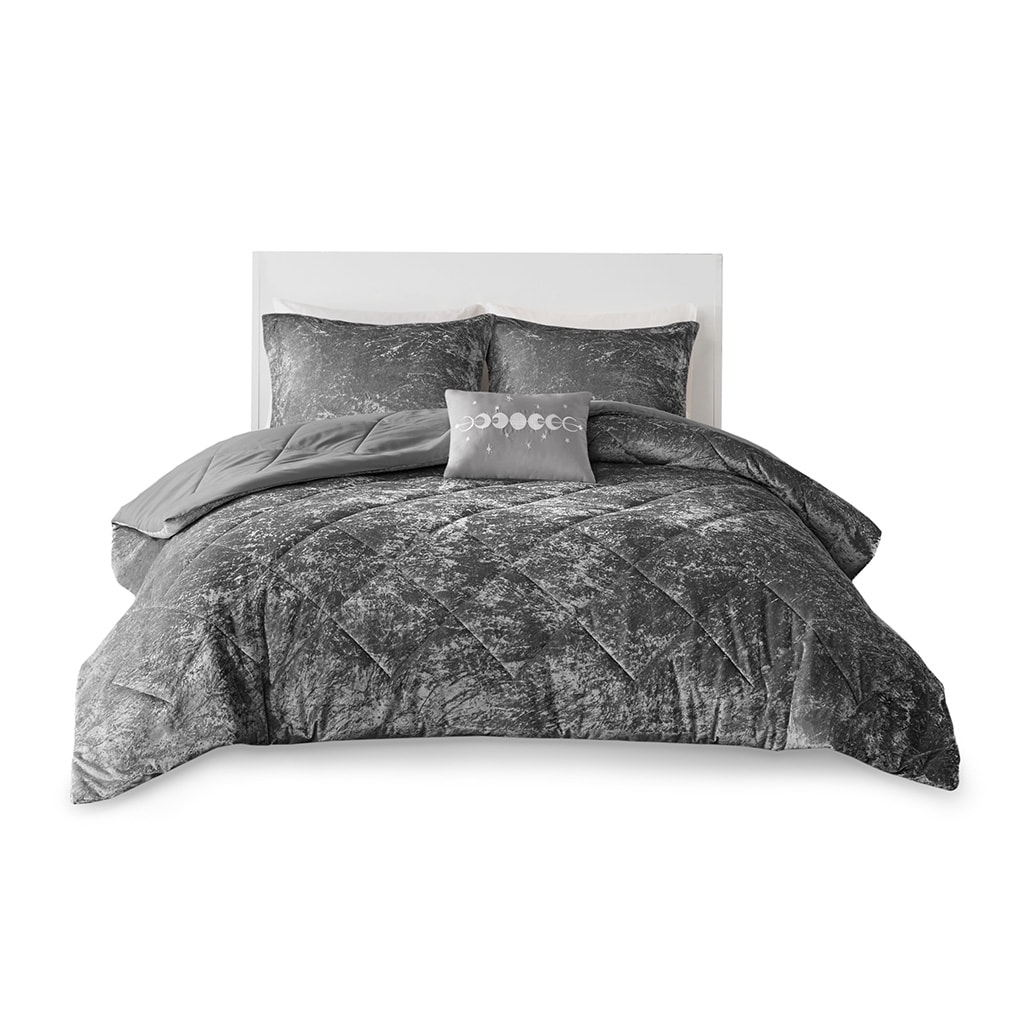Gracie Mills 1971-01DI Andrea Velvet Comforter Set with Throw Pillow