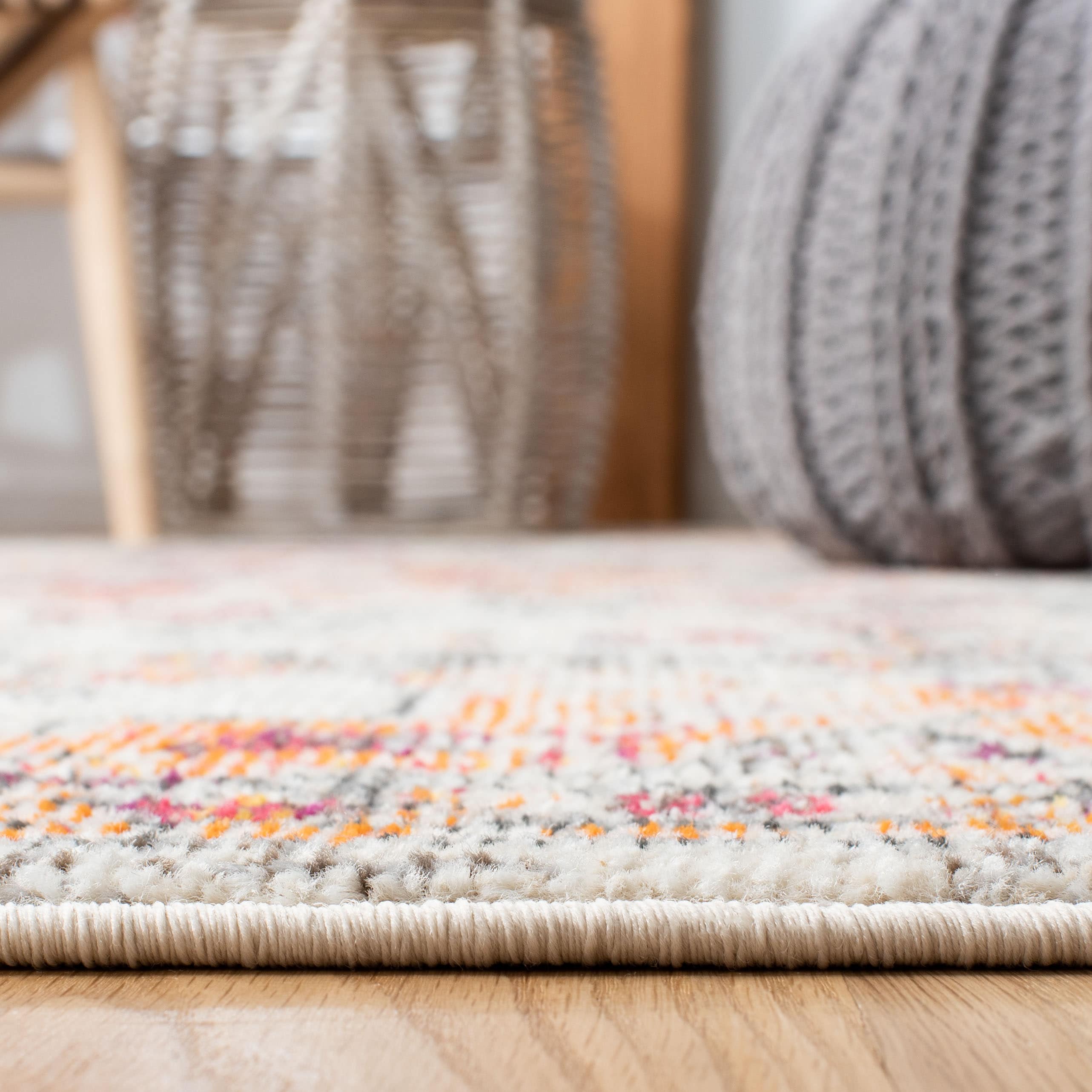 Safavieh MAD473E-3SQ rugs - View #4