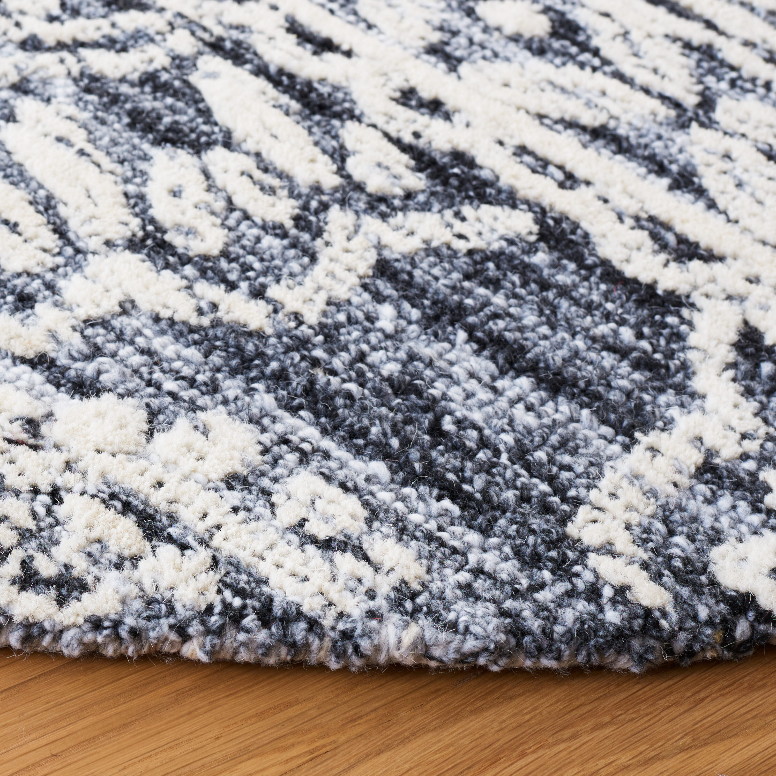 Safavieh MET910F-6R rugs - View #3