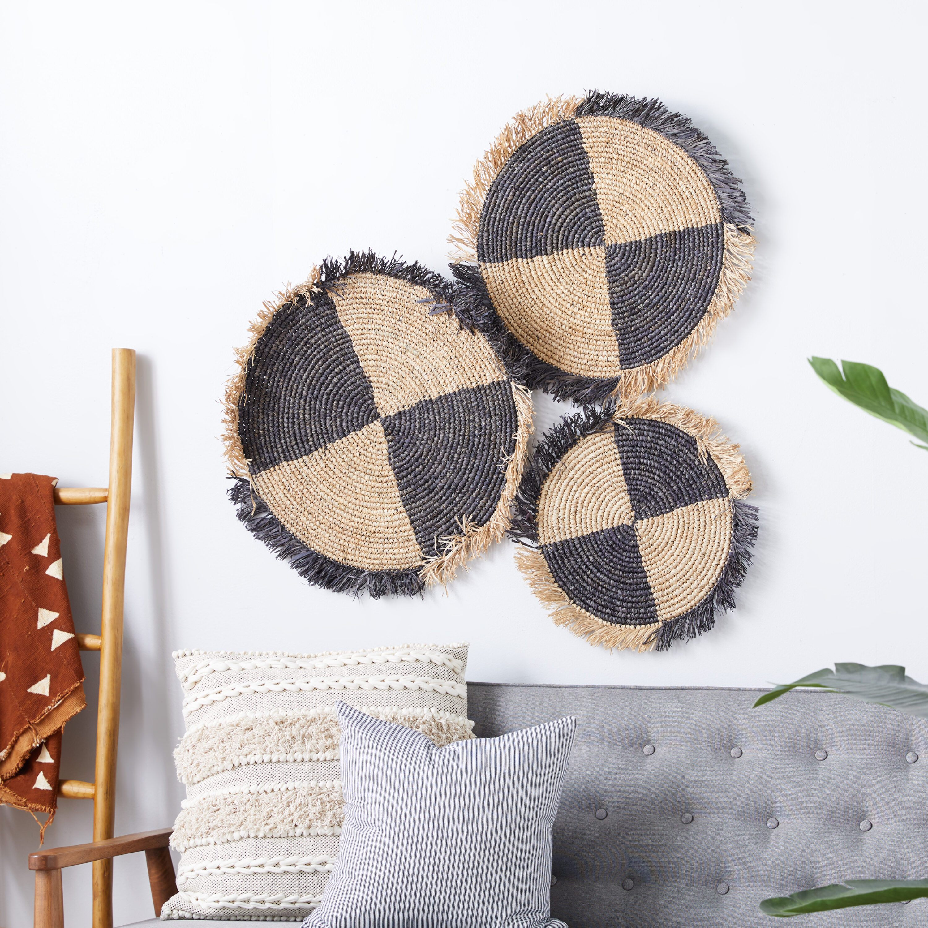 Grayson Lane 60468 29-Inches W x 29-Inches H Wood Plate Handmade Woven Basket Bohemian Wall sculpture