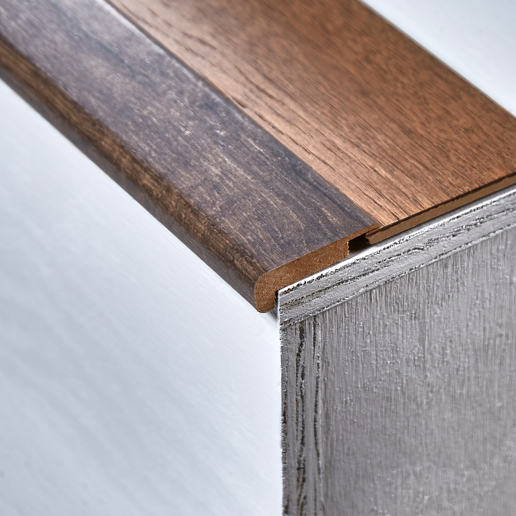 SimpleSolutions 2.37-in x 78.7-in Woodfin Oak Prefinished Stair Nosing