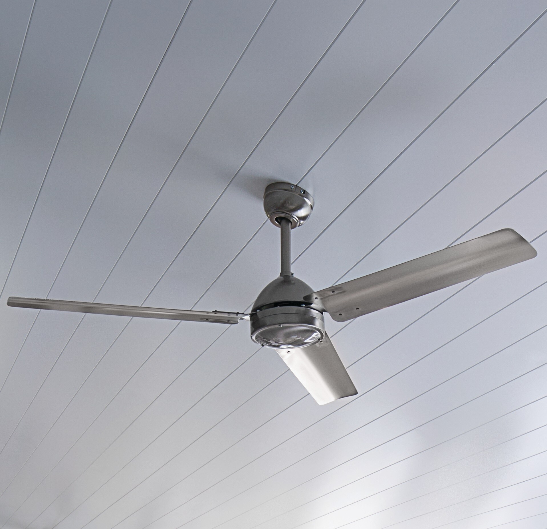 Kichler 330025BSS Todo 56-in Brushed Stainless Steel Indoor Ceiling Fan and Remote (3-Blade)