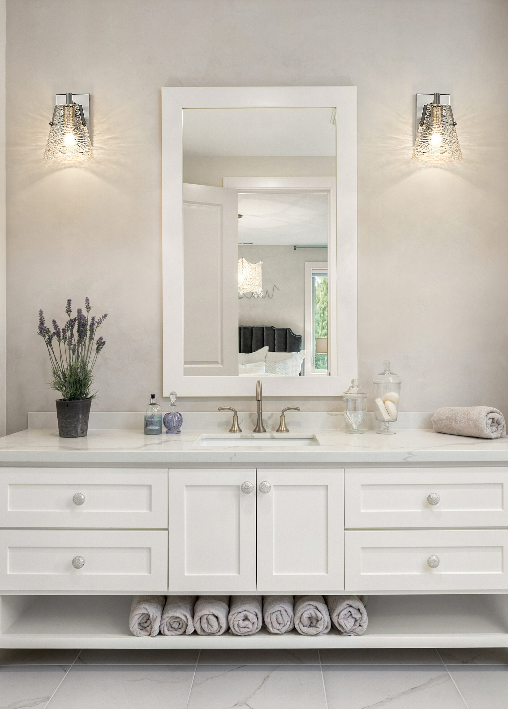 Analia Brushed Nickel and Glass 1-Light Wall Sconce