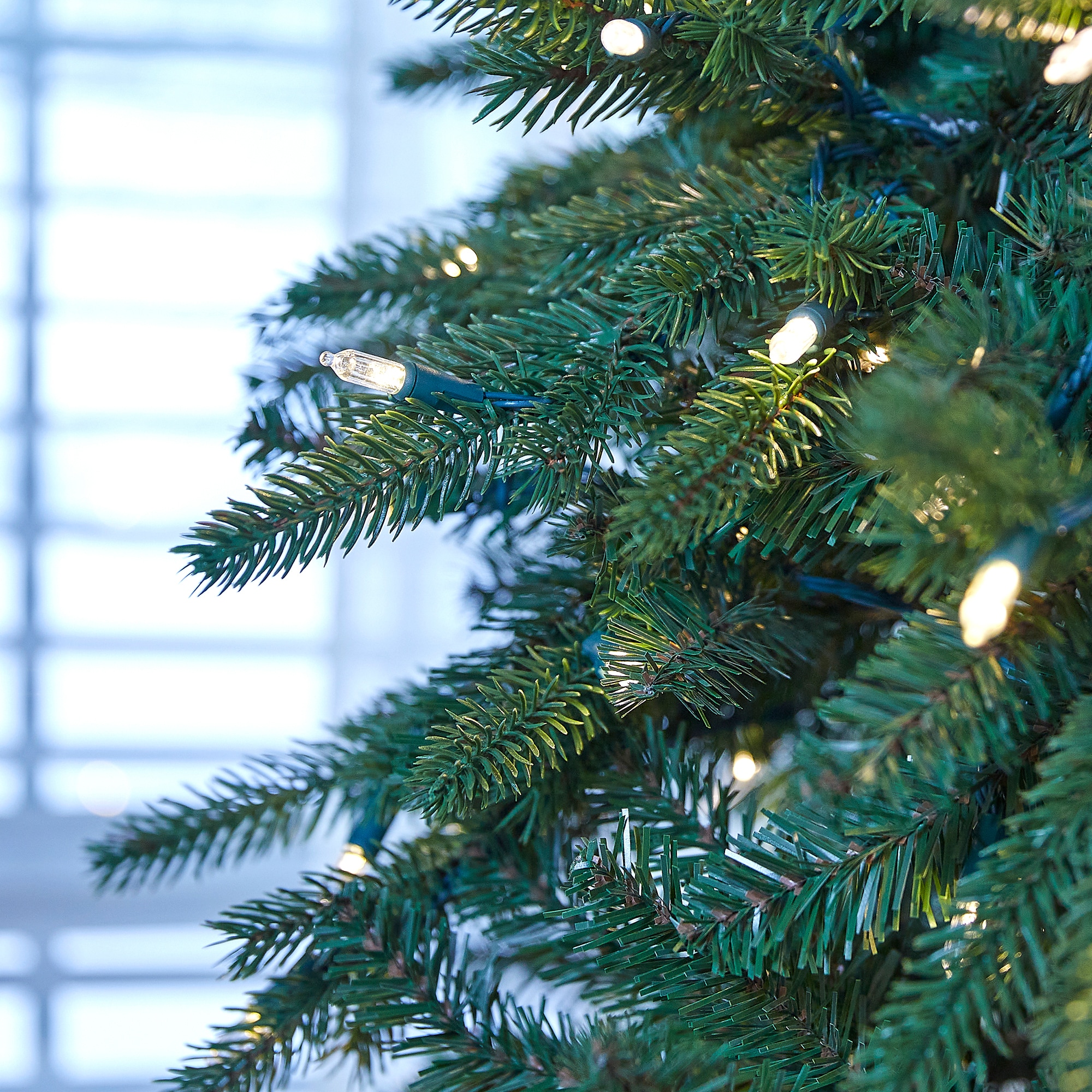 GE 20129LO Artificial-Christmas-Trees - View #5