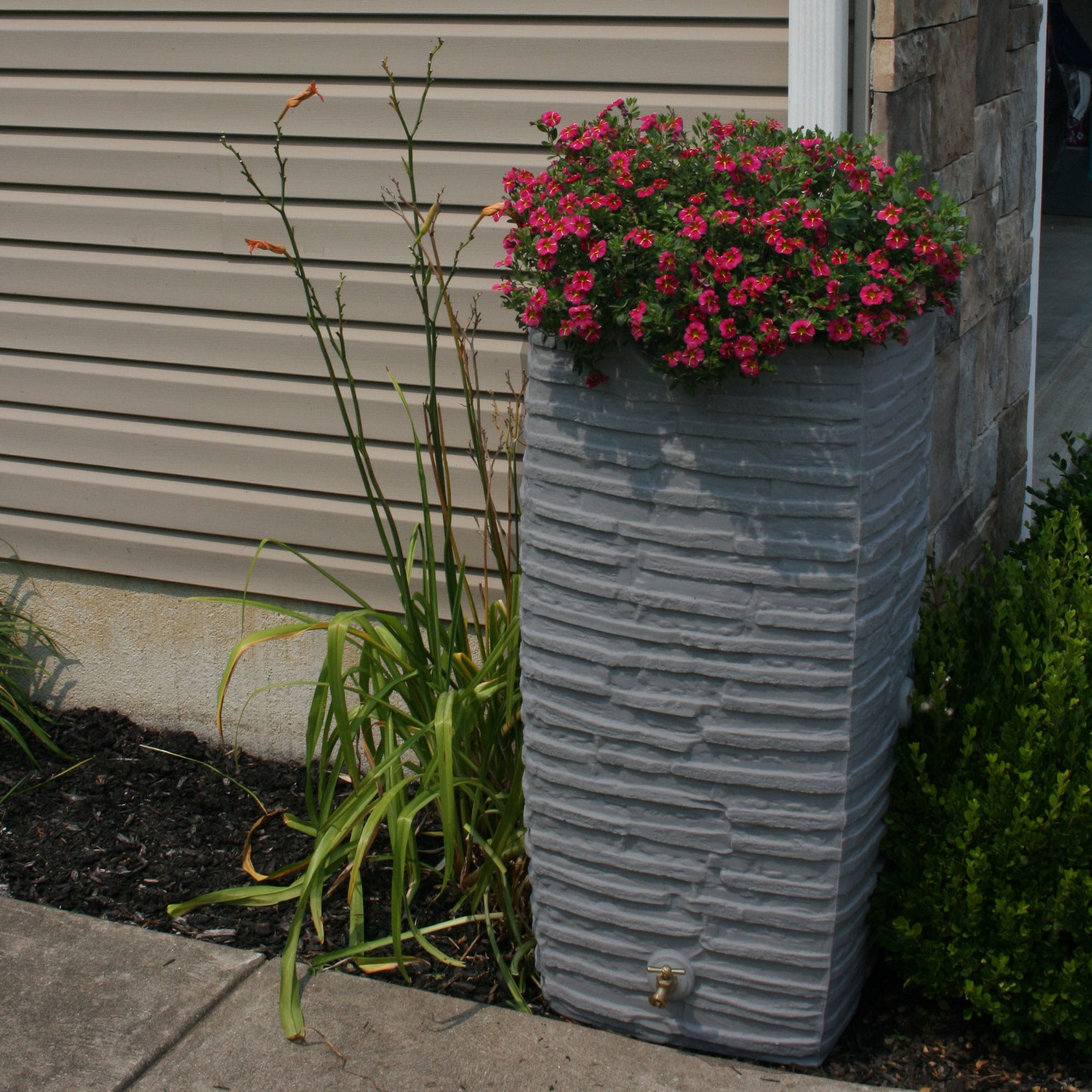 Good Ideas 393835 Rain-Barrels - View #4