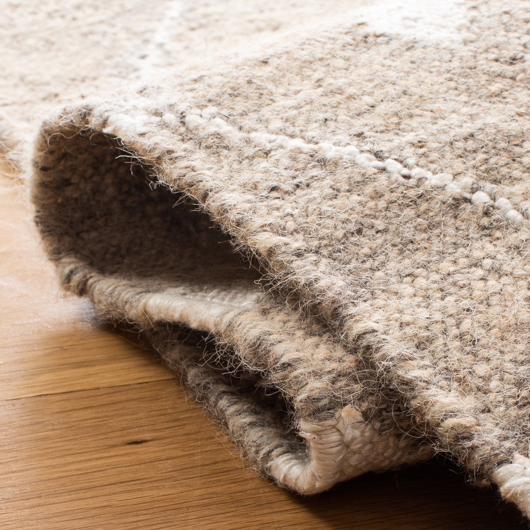 Safavieh NKM316B-2 rugs - View #3