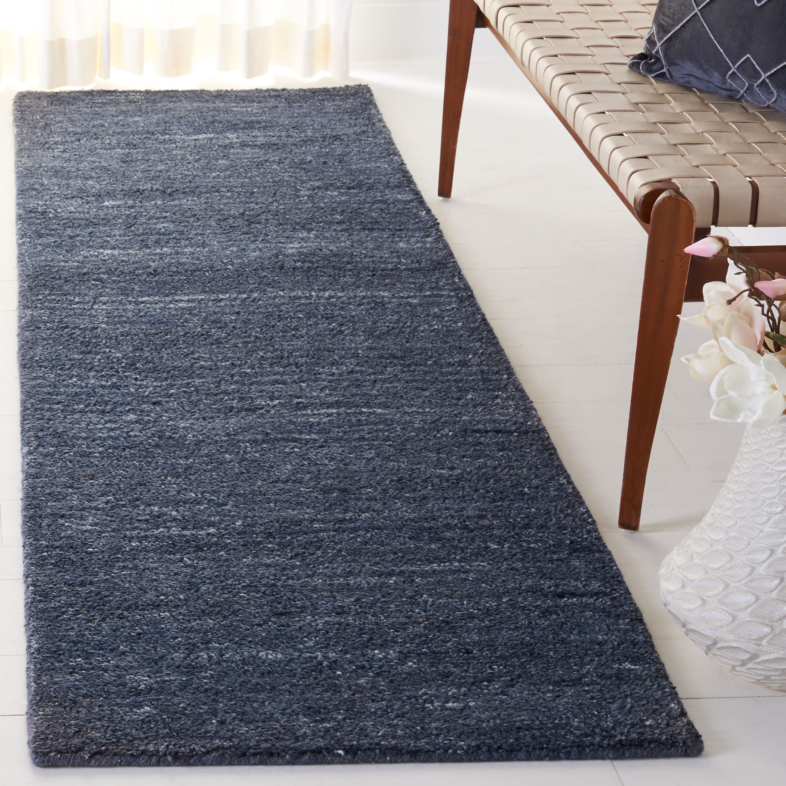  Himalaya 413 Black/Gray Solid / Tonal 2ft-3in x 8ft Runner Rug