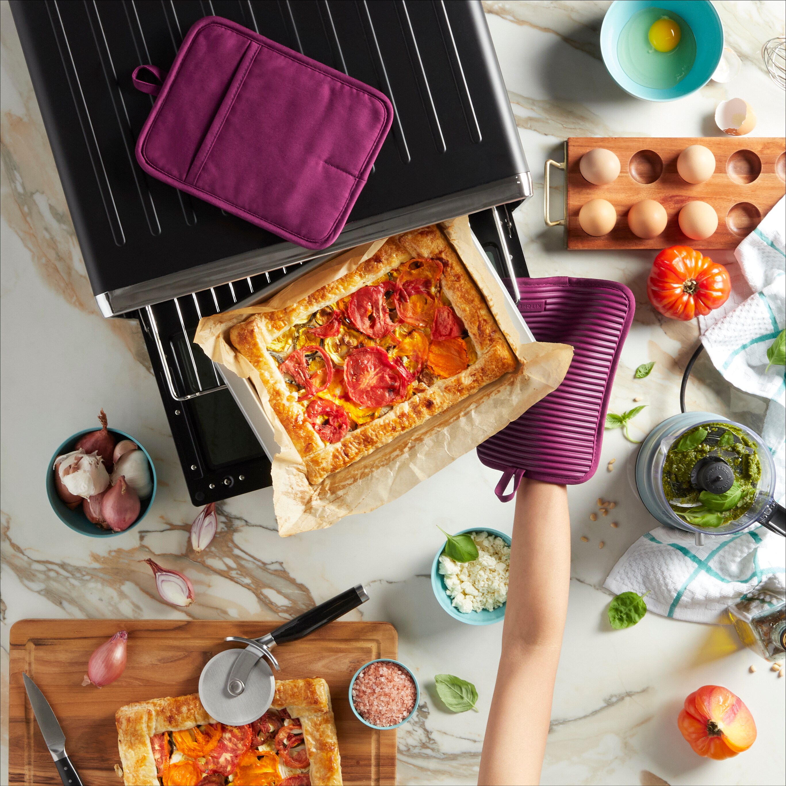 KitchenAid Ribbed Soft Silicone Oven Mitt & Reviews