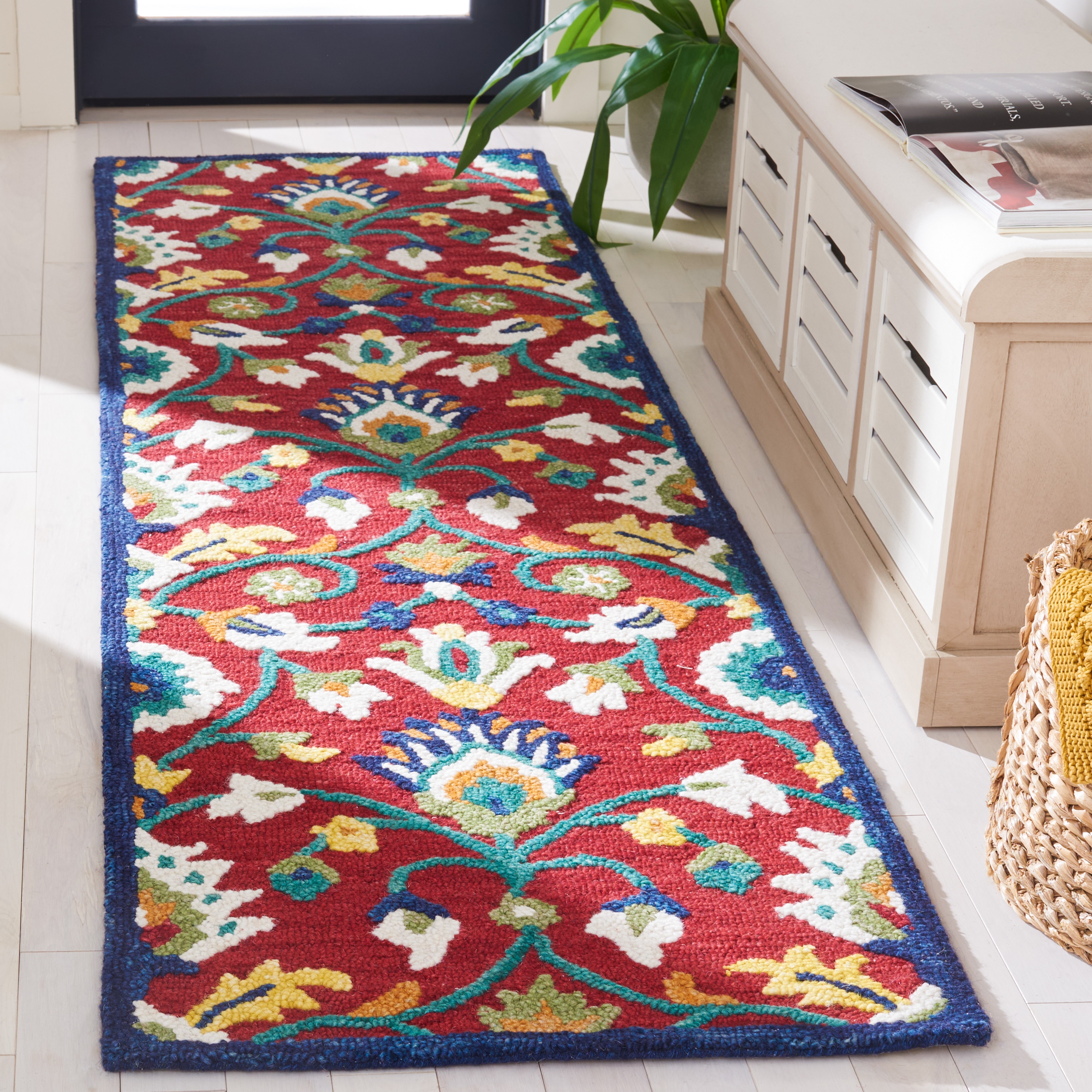  Blossom 562 Red/Ivory Traditional 2ft-3in x 8ft Runner Rug