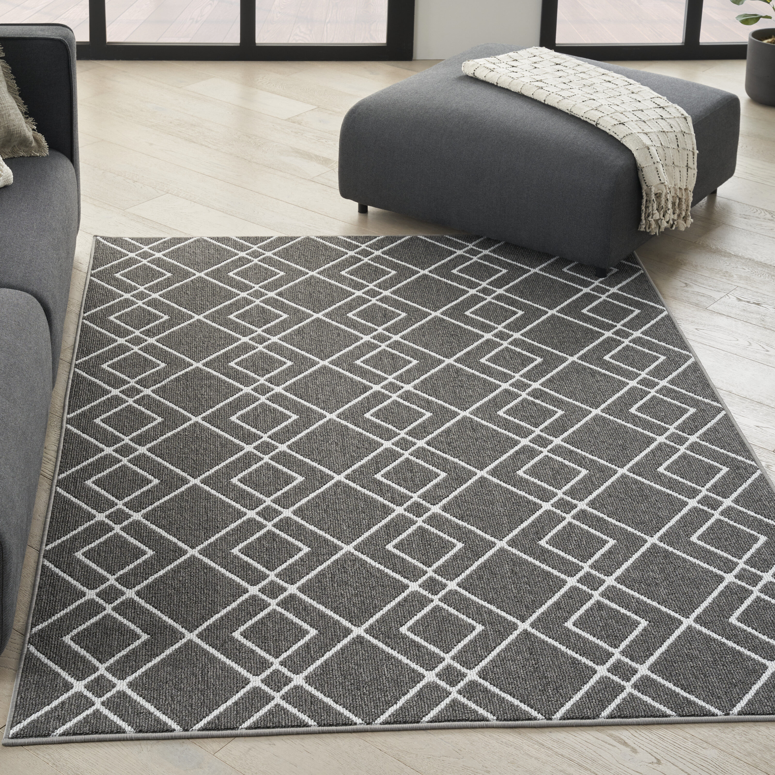 Nourison 099446087669 Modern Lines 5 x 7 (ft) Loomed Polypropylene Charcoal Rectangular Indoor Geometric Mid-Century Modern Area rug