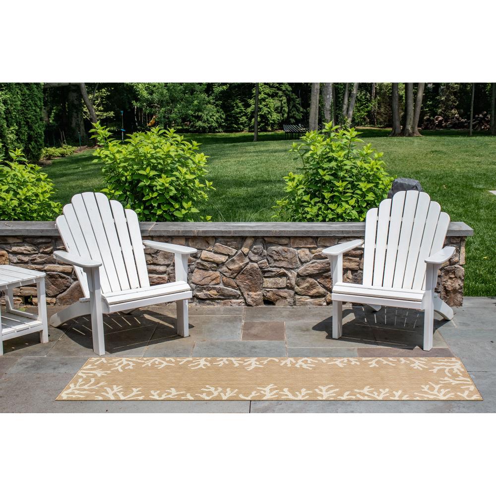 Coral Sands Round Synthetic Easy-Care Indoor/Outdoor Rug