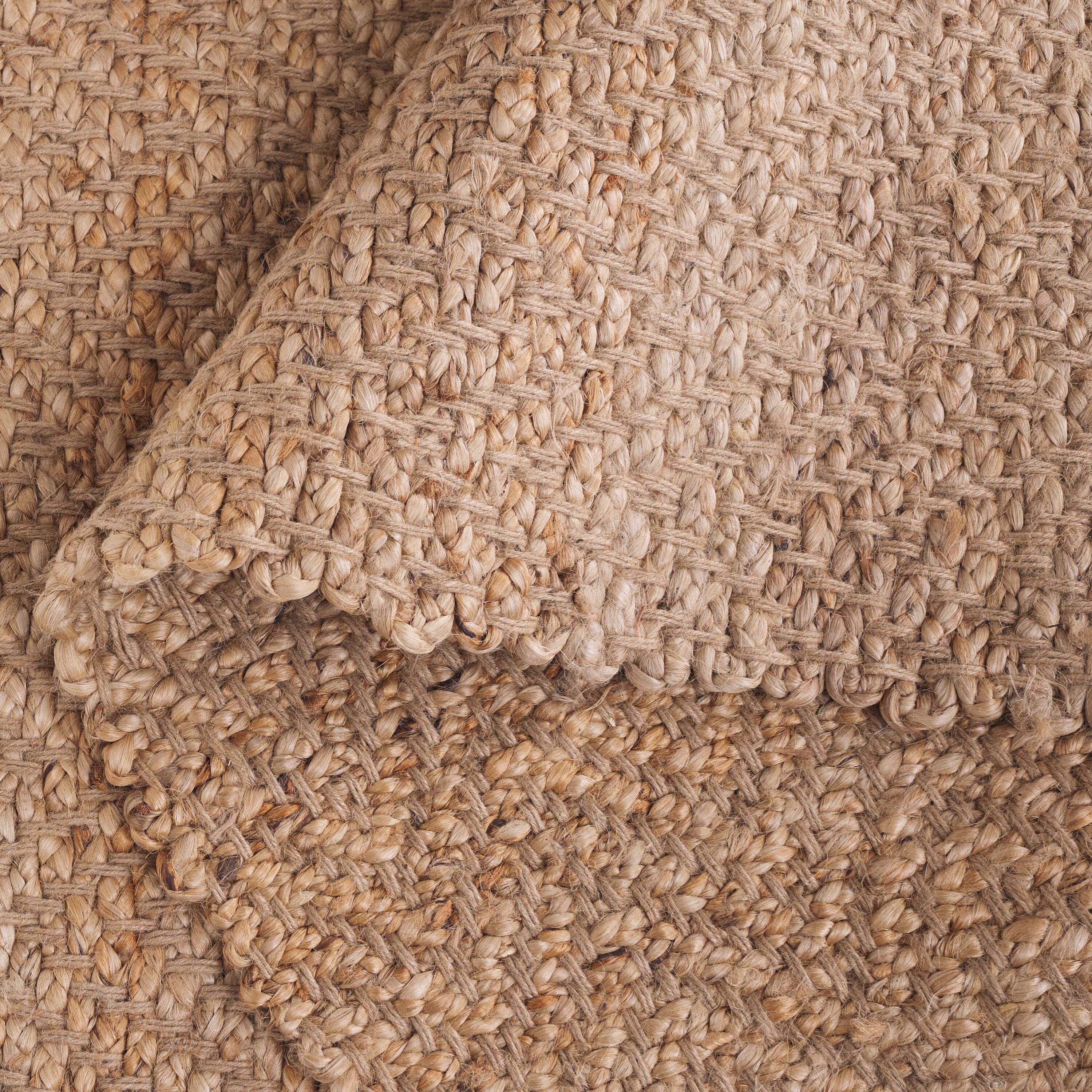 Safavieh NF731A-24 rugs - View #3