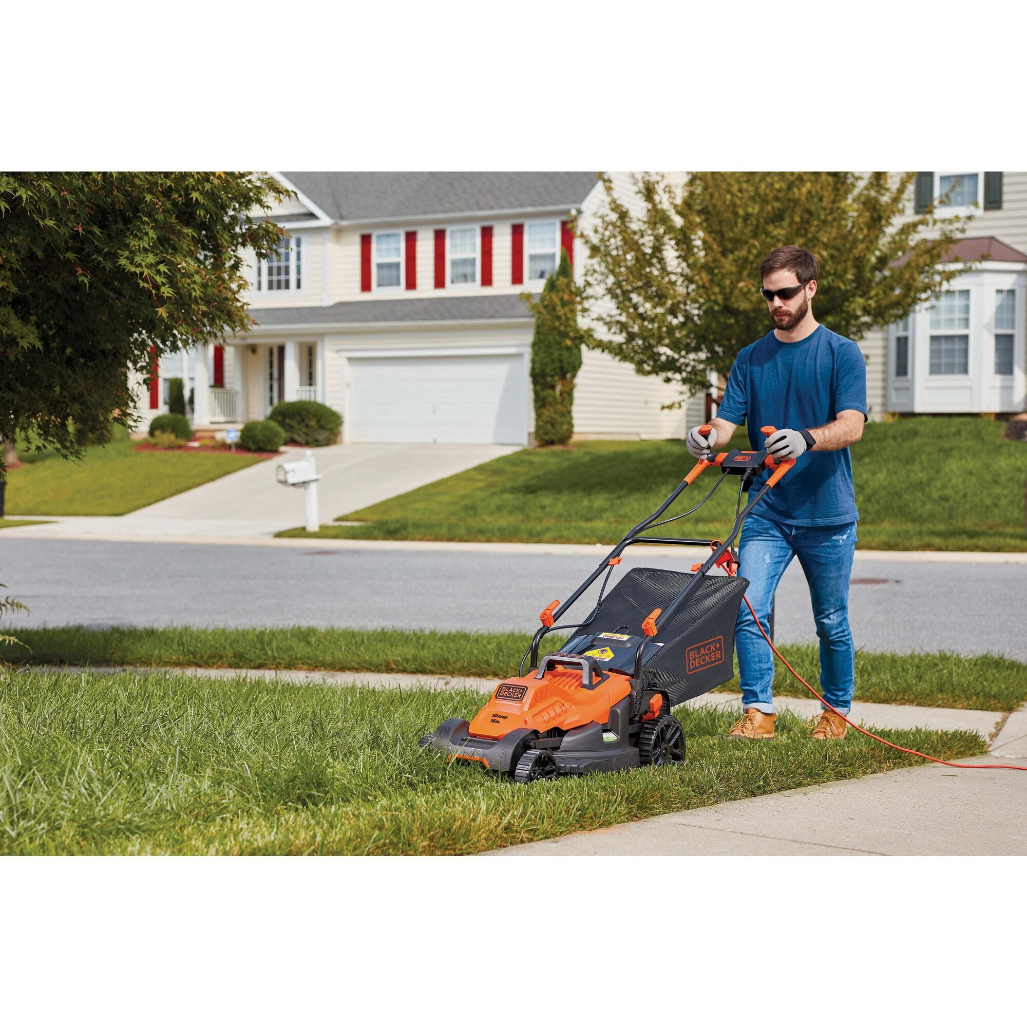 BLACK+DECKER Push Lawn Mowers at