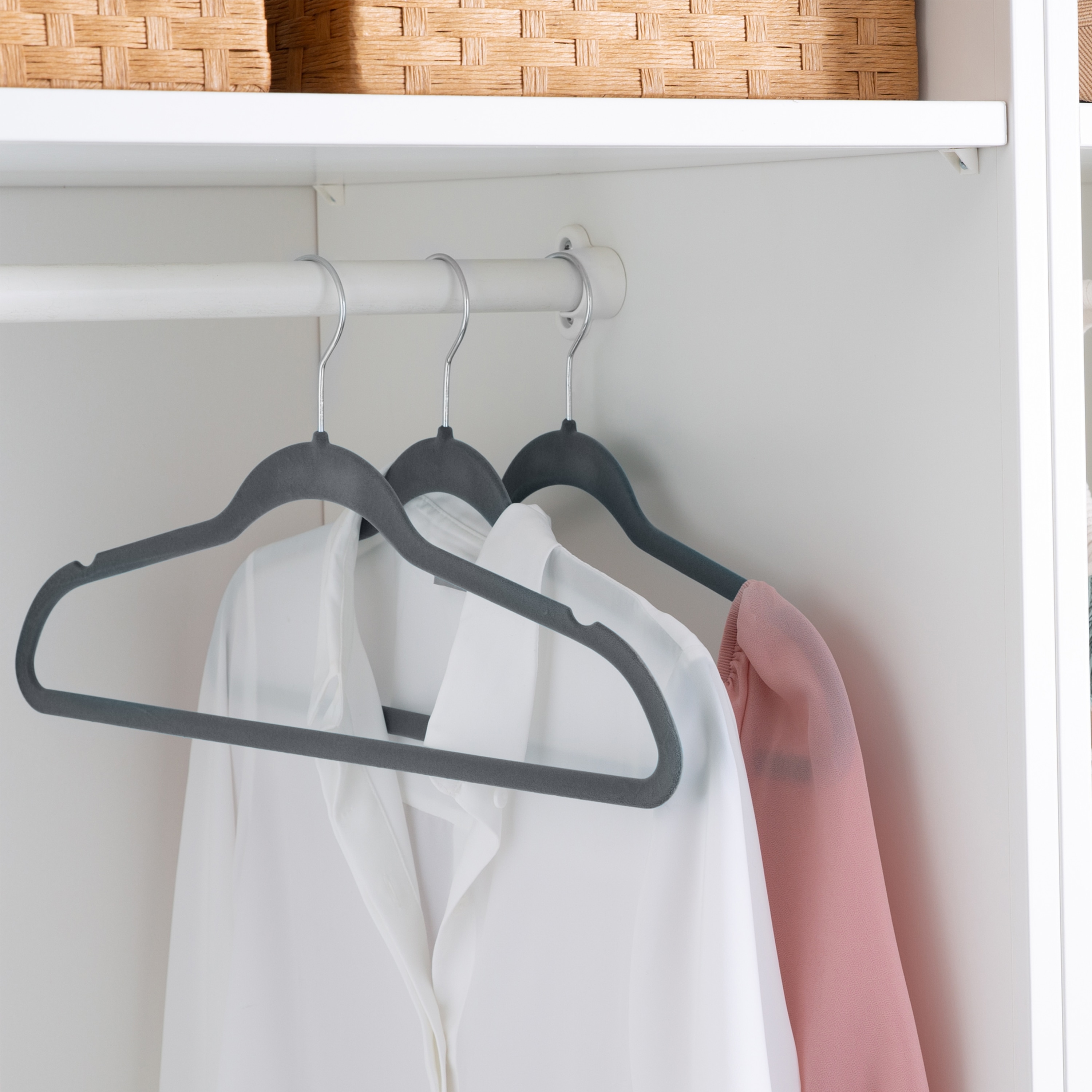 Simplify Slim Velvet Hangers, 25 Pack