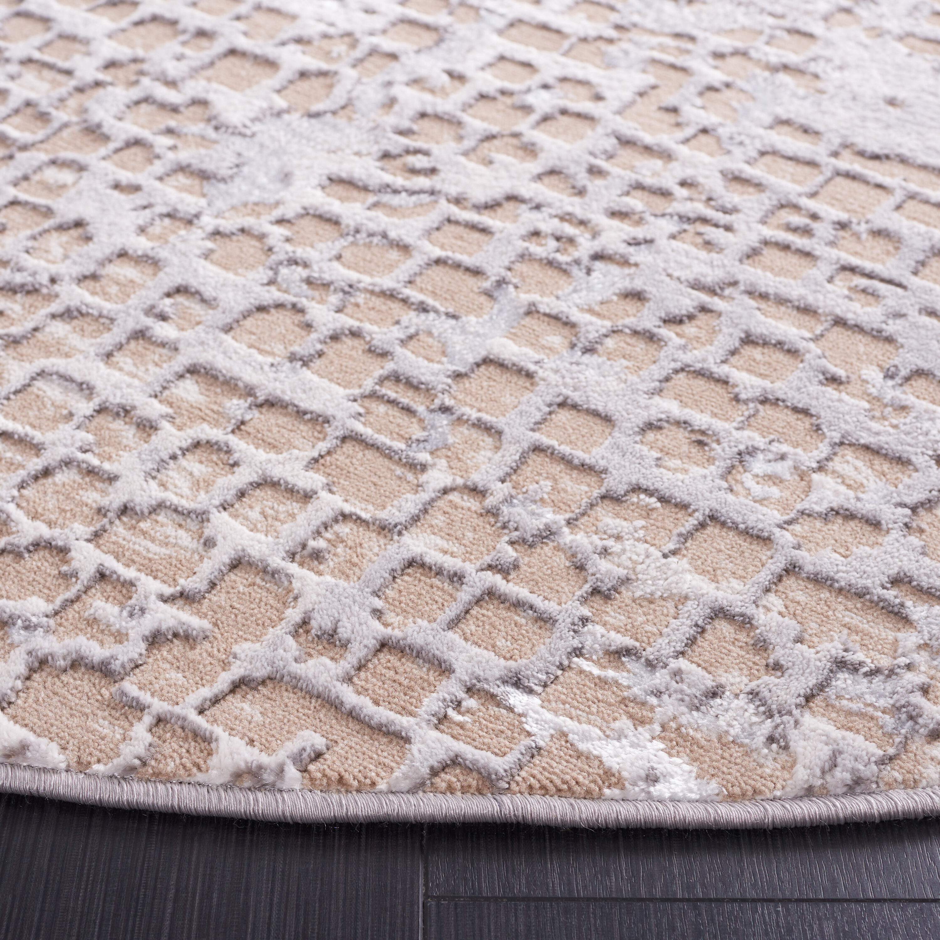Safavieh ALA254B-7R rugs - View #3
