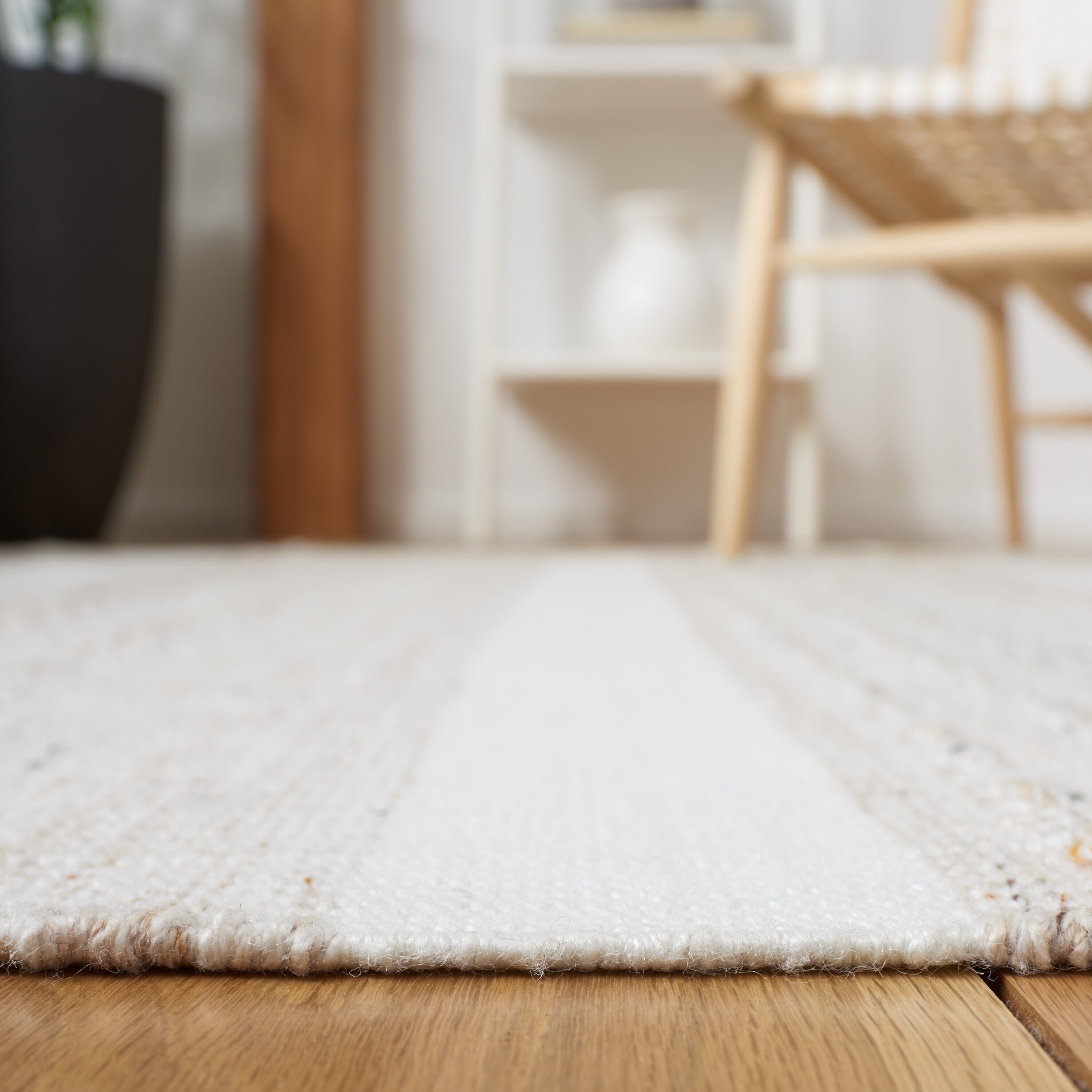 Safavieh STK105B-5 rugs - View #4